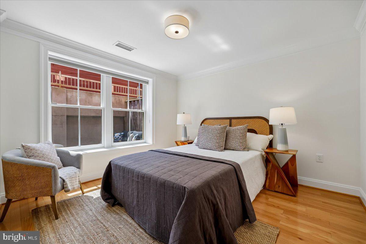 1210 R STREET NW B15