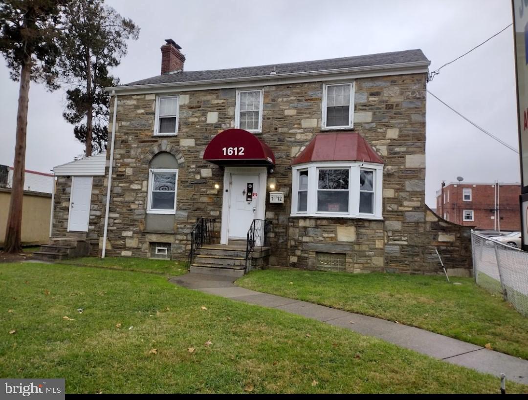 CASTOR GARDENS - Commercial Sale