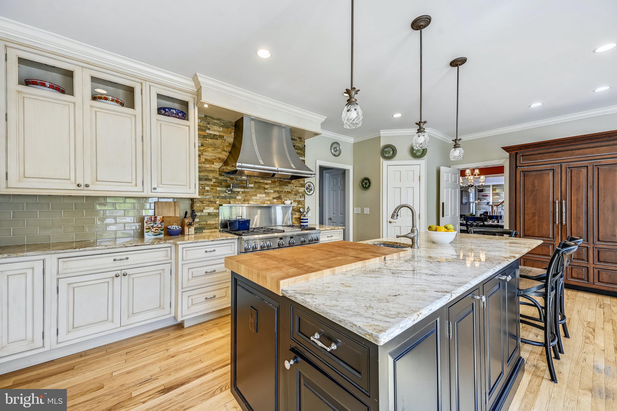 FISHING CREEK FARM - Residential