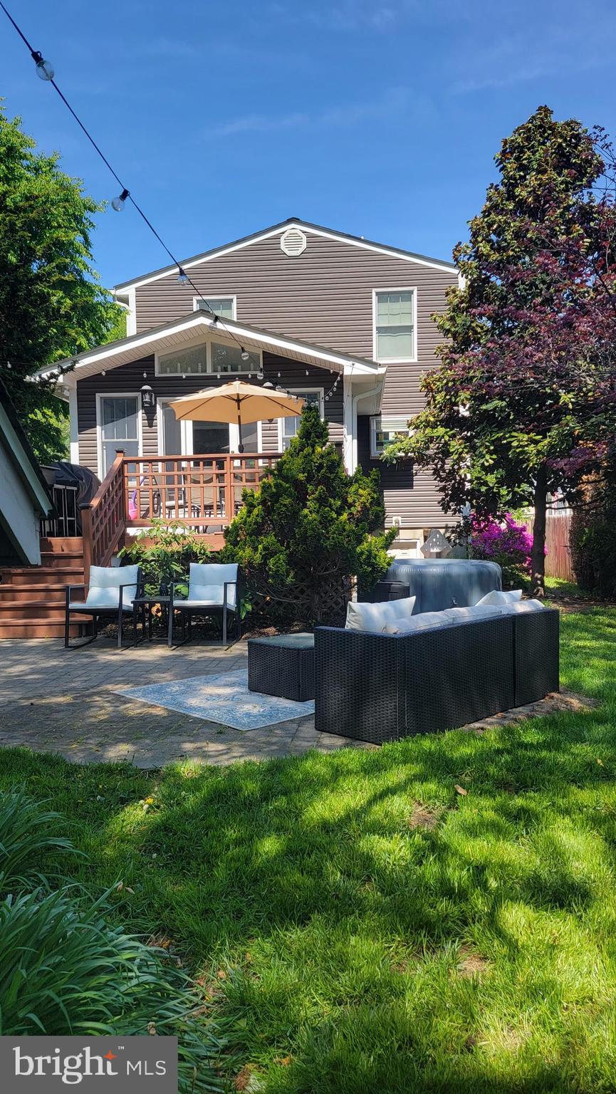 7707 WEST DRIVE