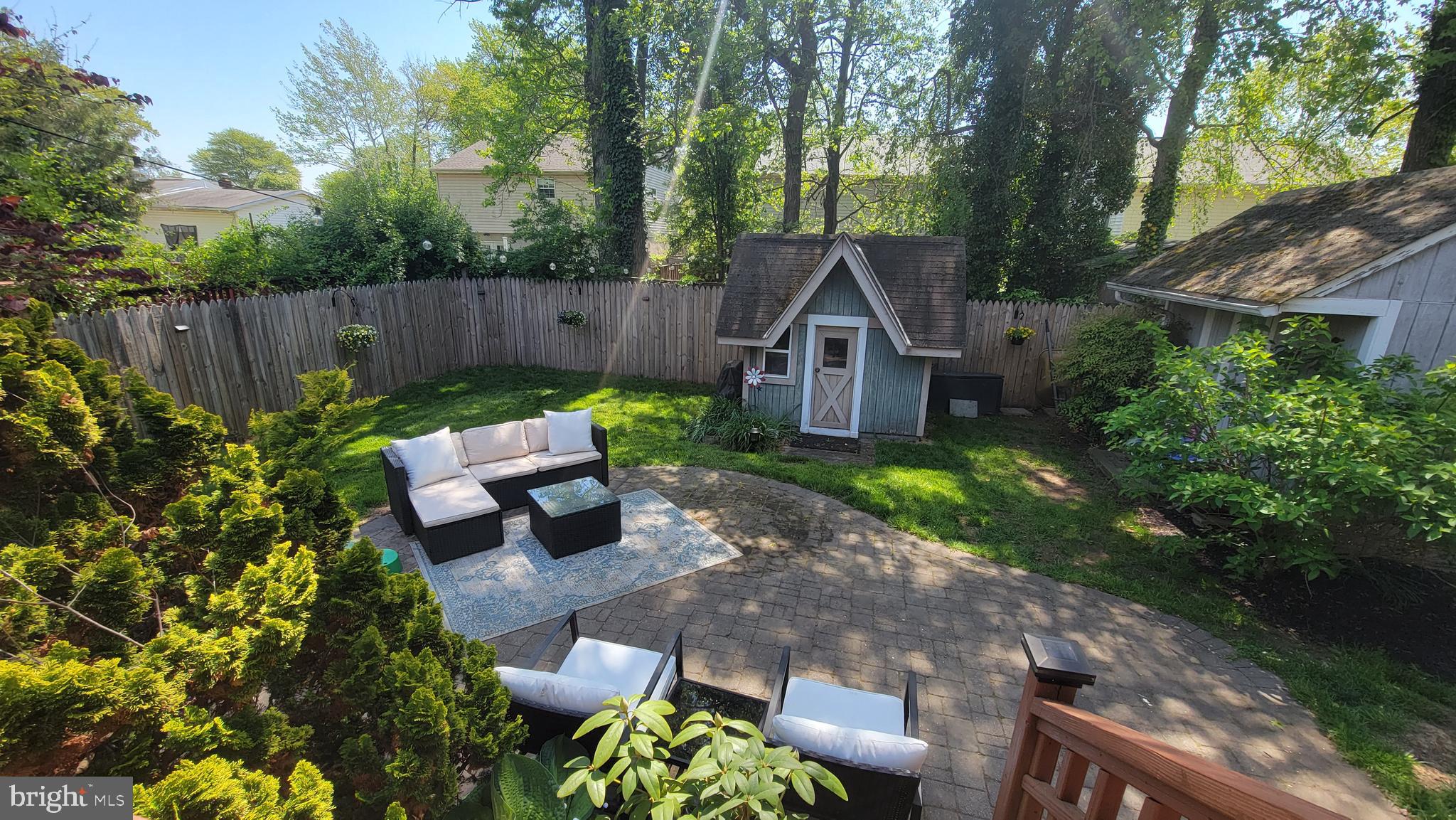 7707 WEST DRIVE