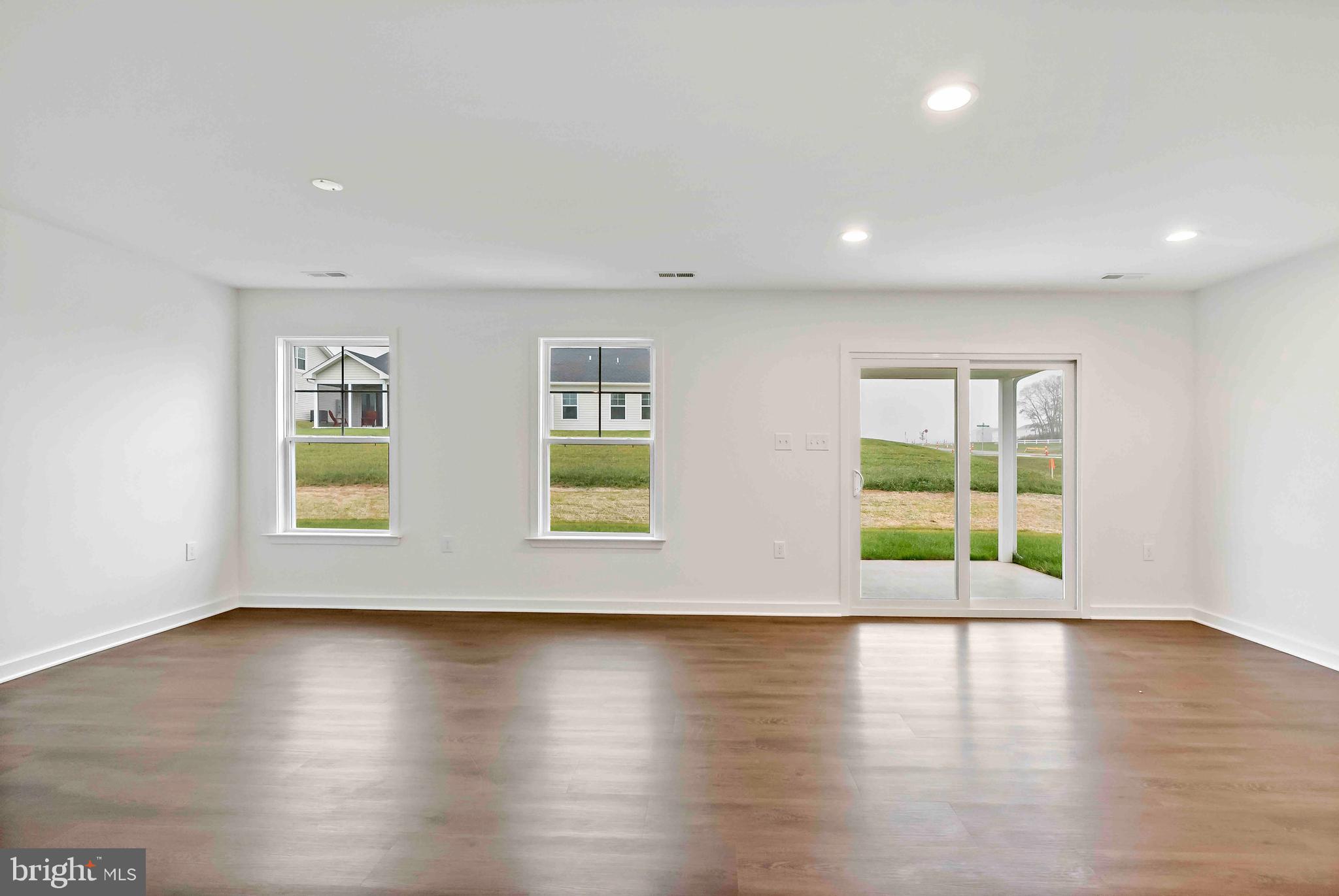 CARDINAL POINTE - Residential