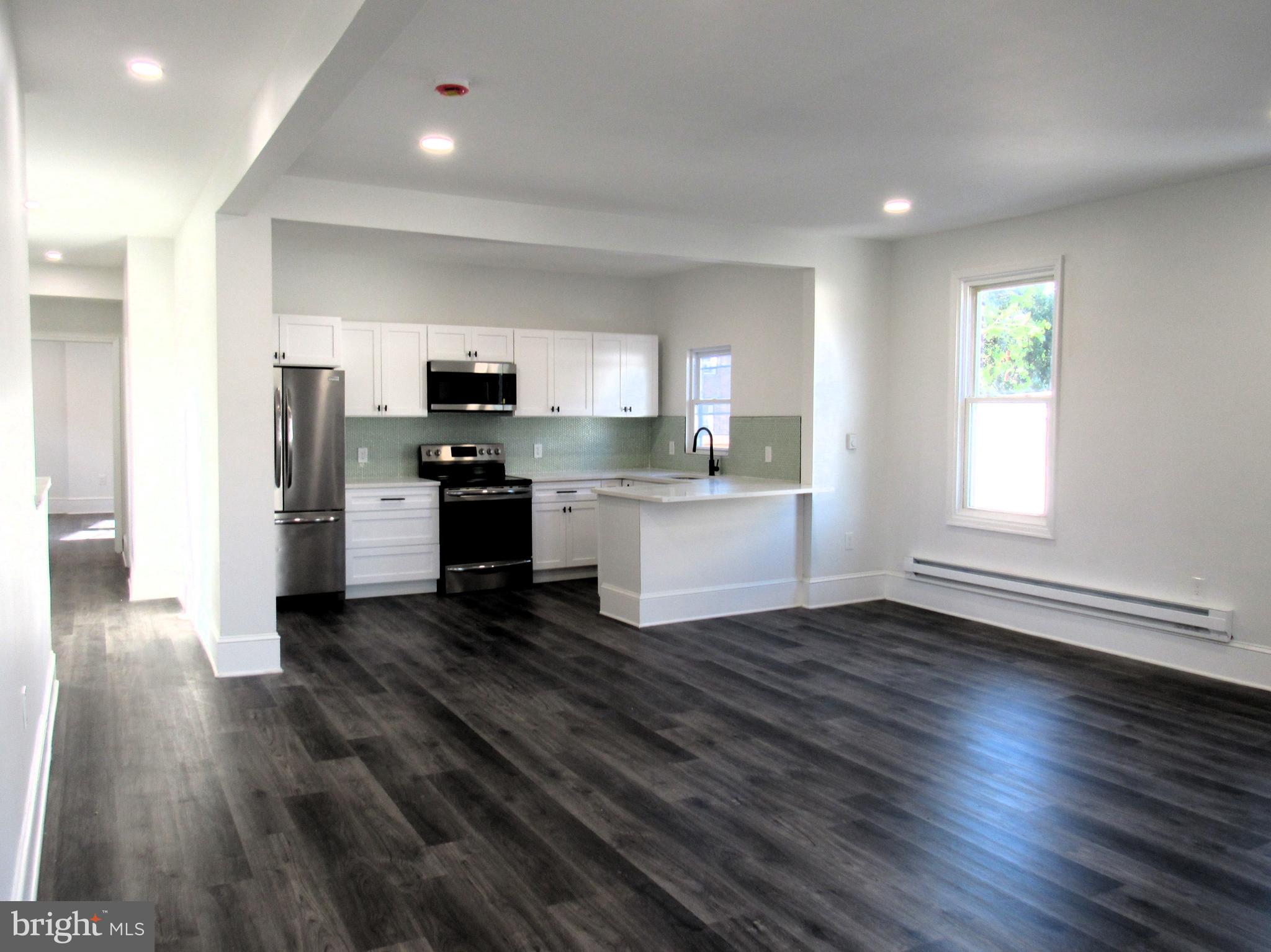 OAK LANE - Residential Lease