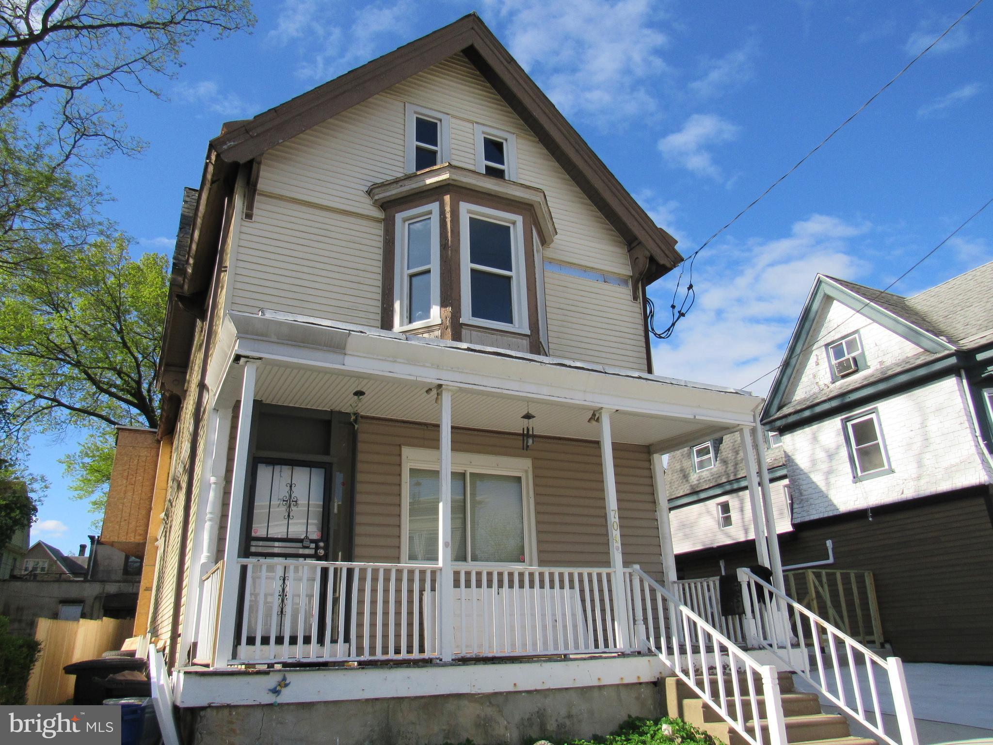 OAK LANE - Residential Lease