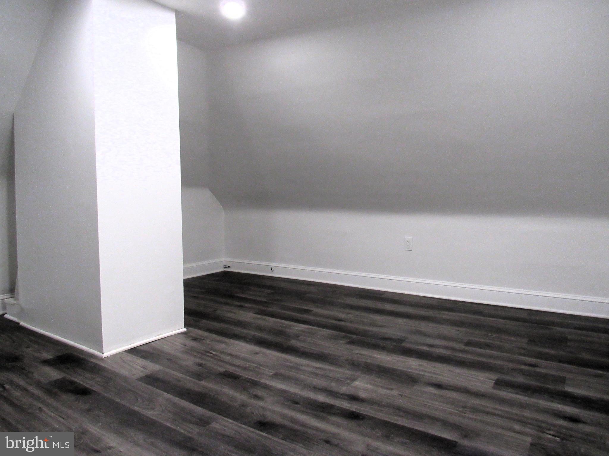 OAK LANE - Residential Lease