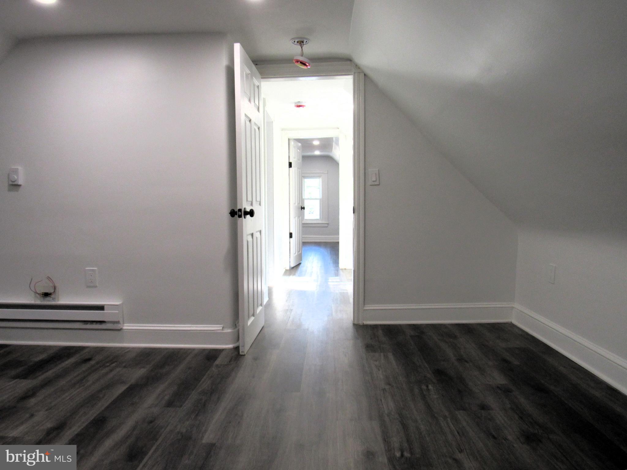 OAK LANE - Residential Lease