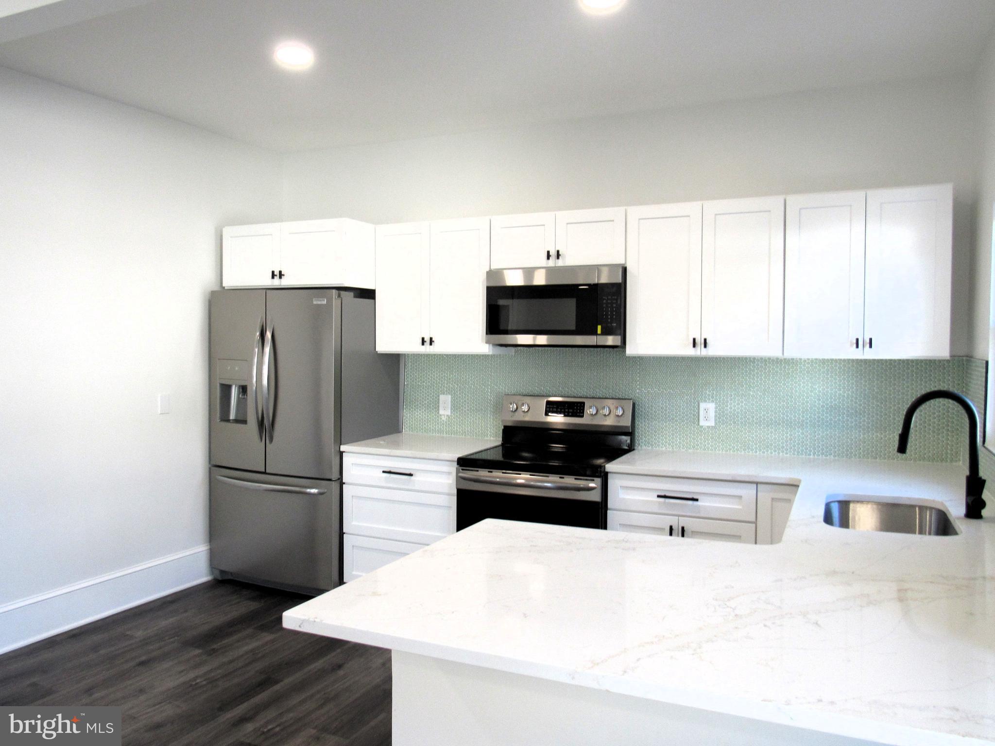 OAK LANE - Residential Lease