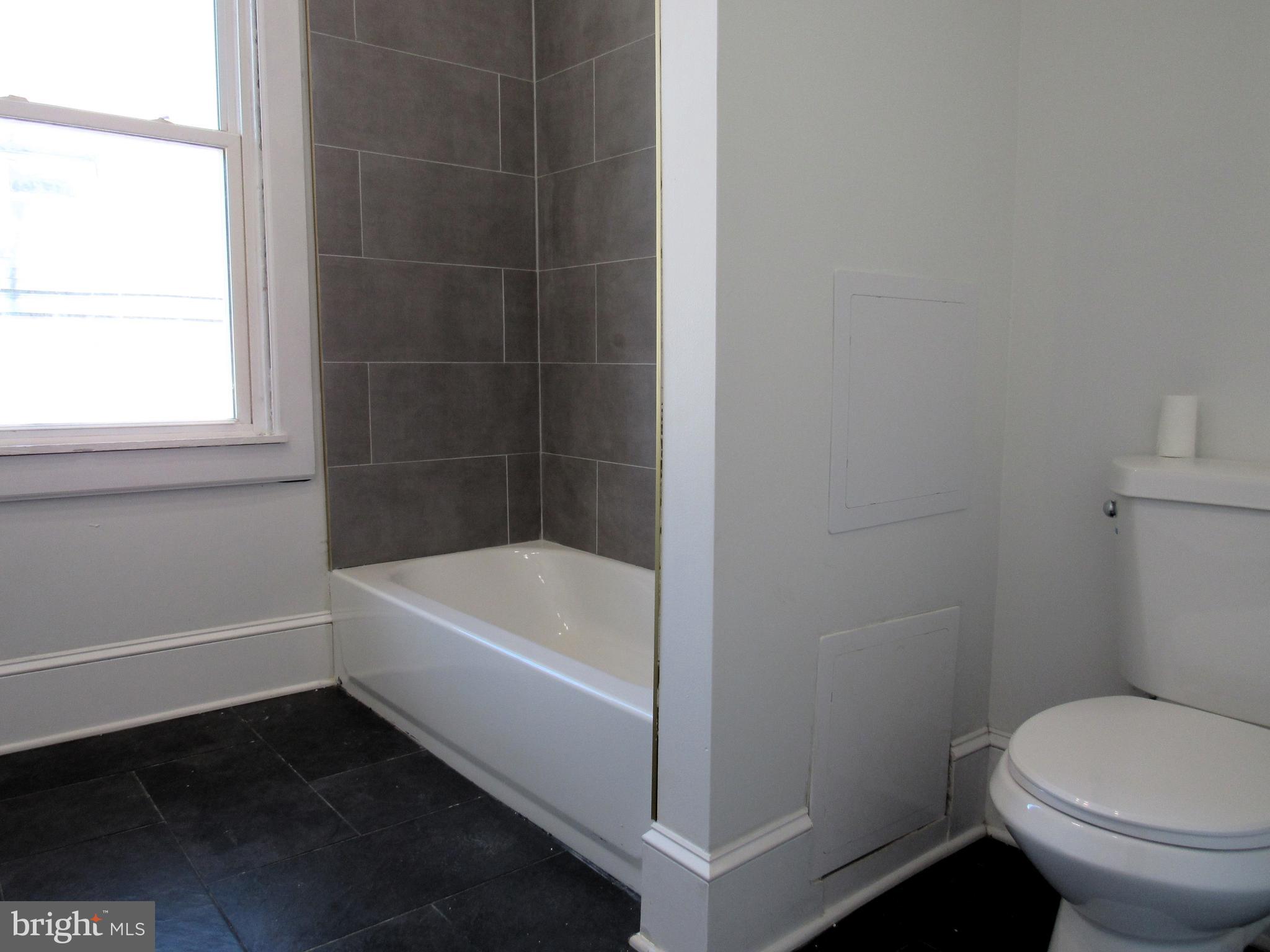 OAK LANE - Residential Lease