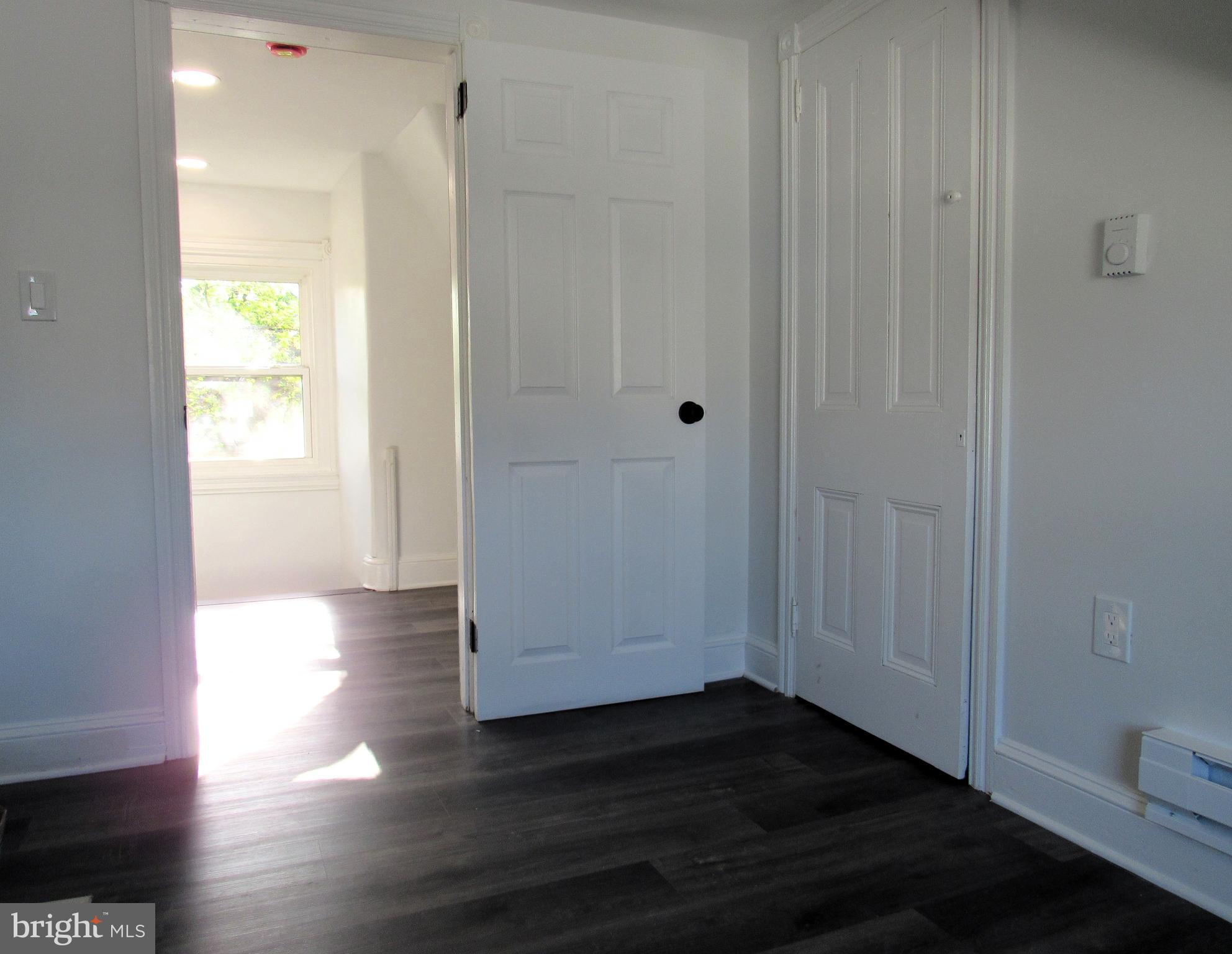 OAK LANE - Residential Lease