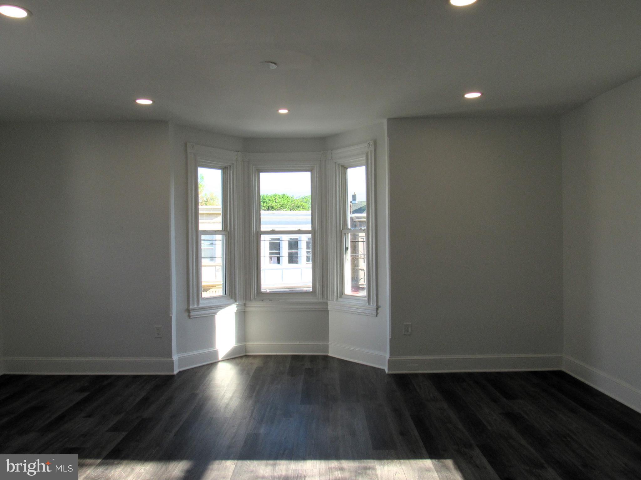 OAK LANE - Residential Lease