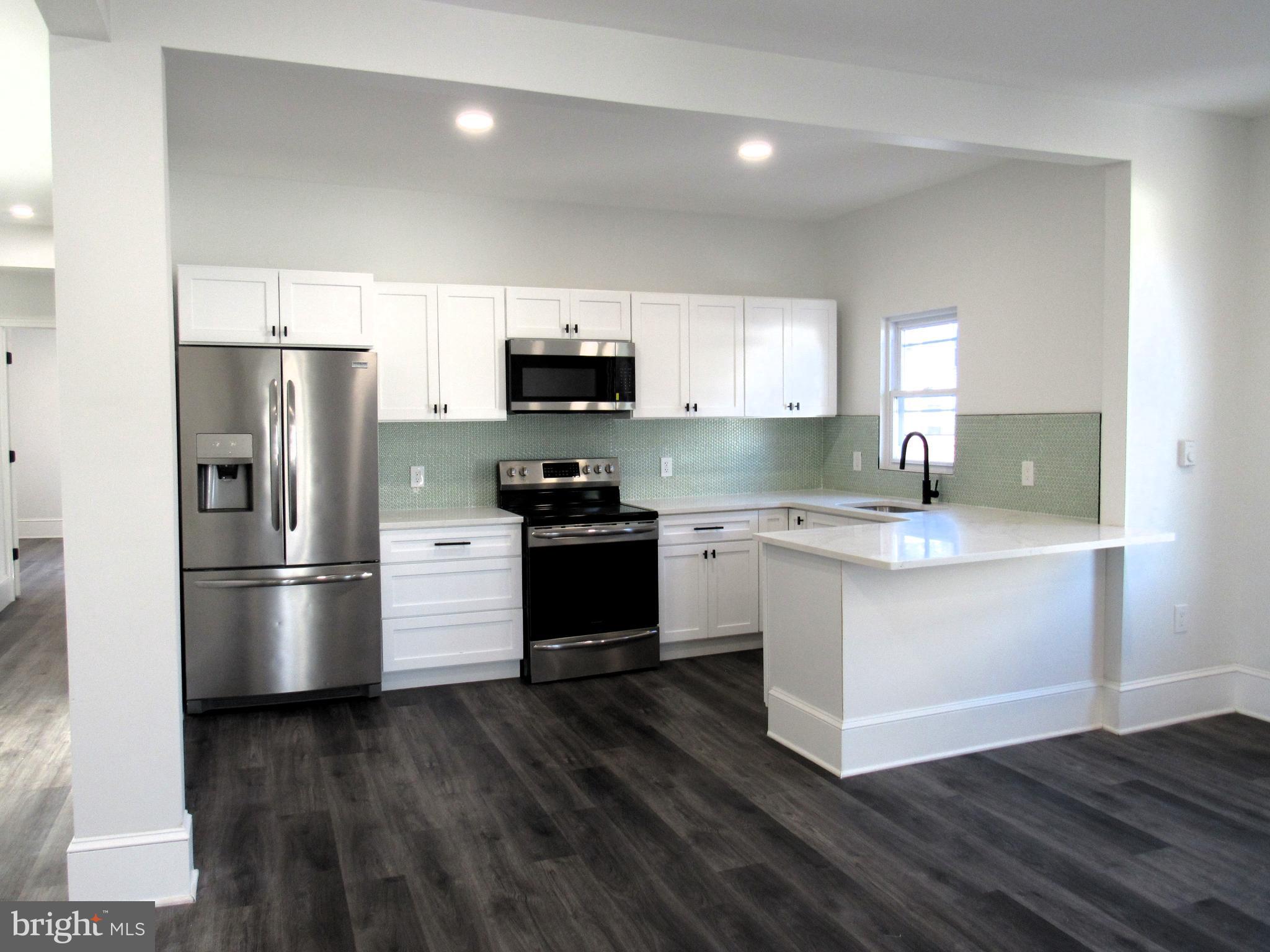 OAK LANE - Residential Lease