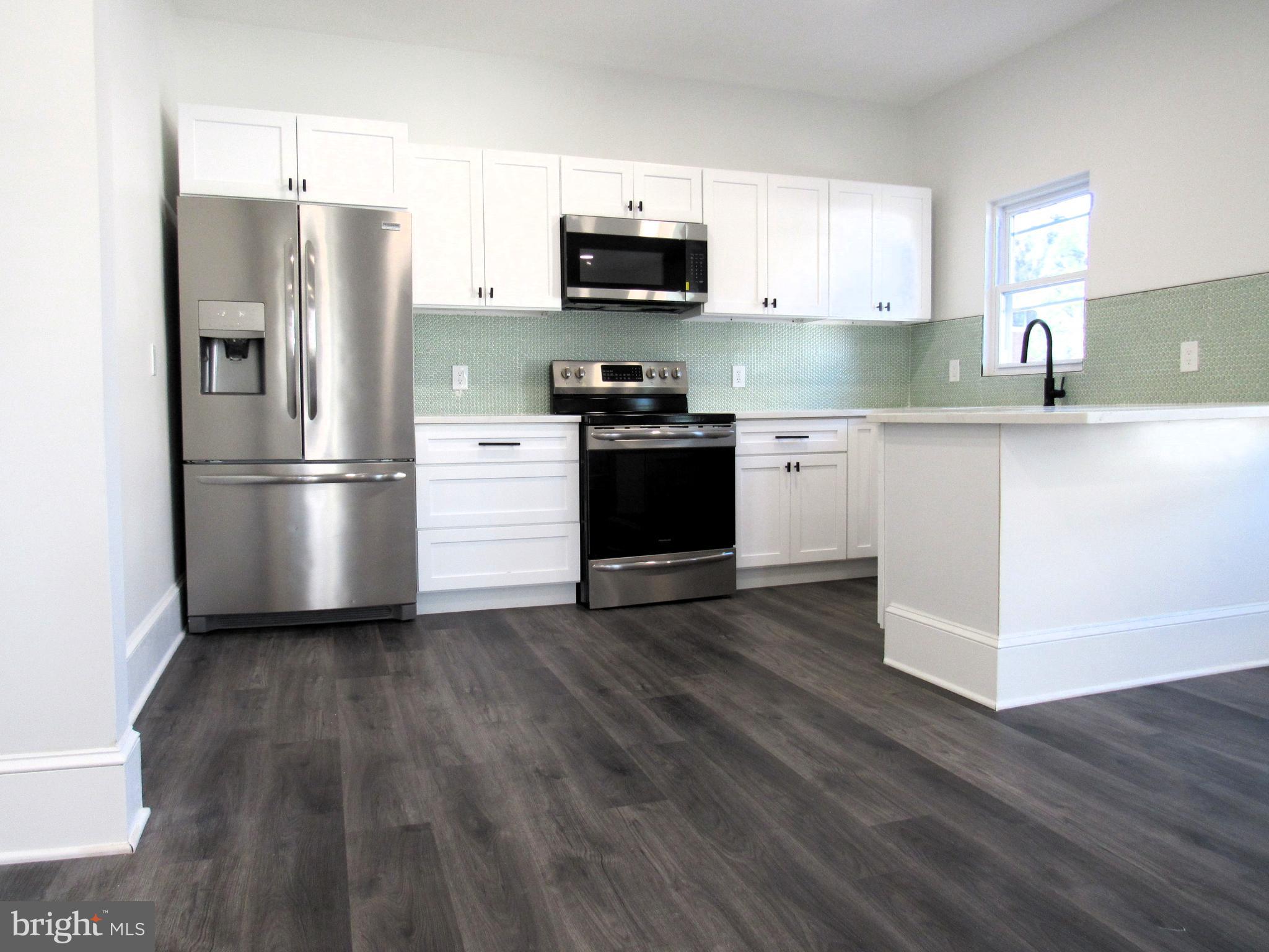 OAK LANE - Residential Lease