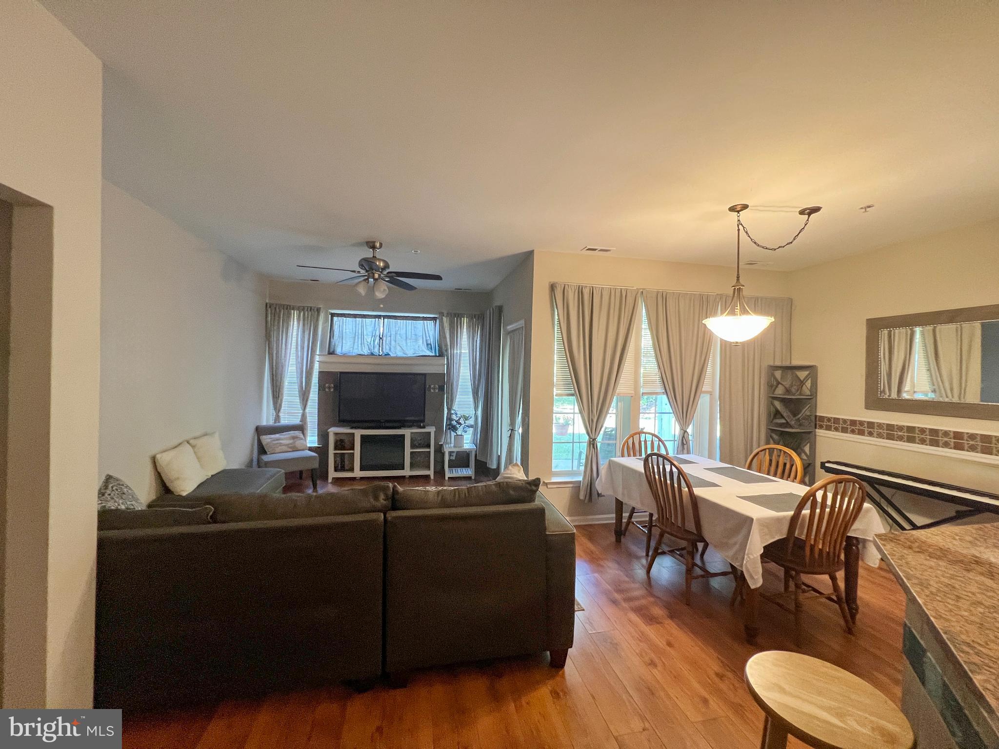 269 ROSEBAY COURT