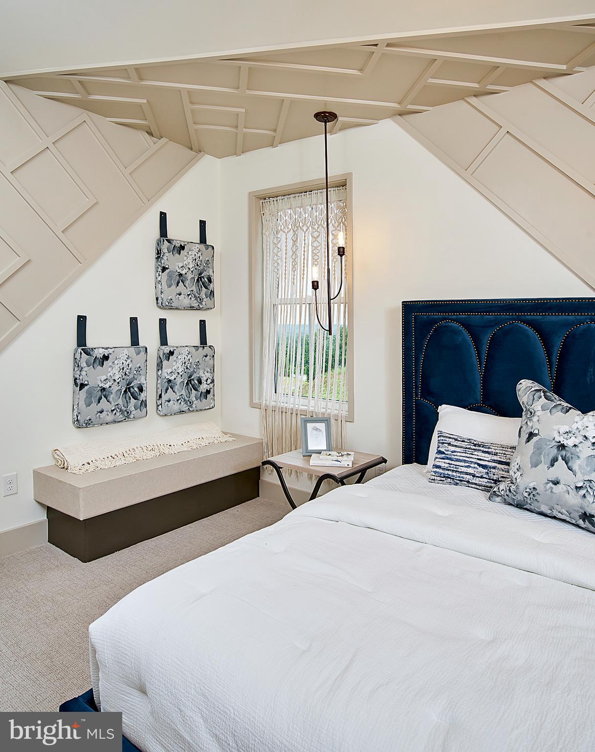 FALCON HILL ESTATES AT WYNDMOOR - Residential