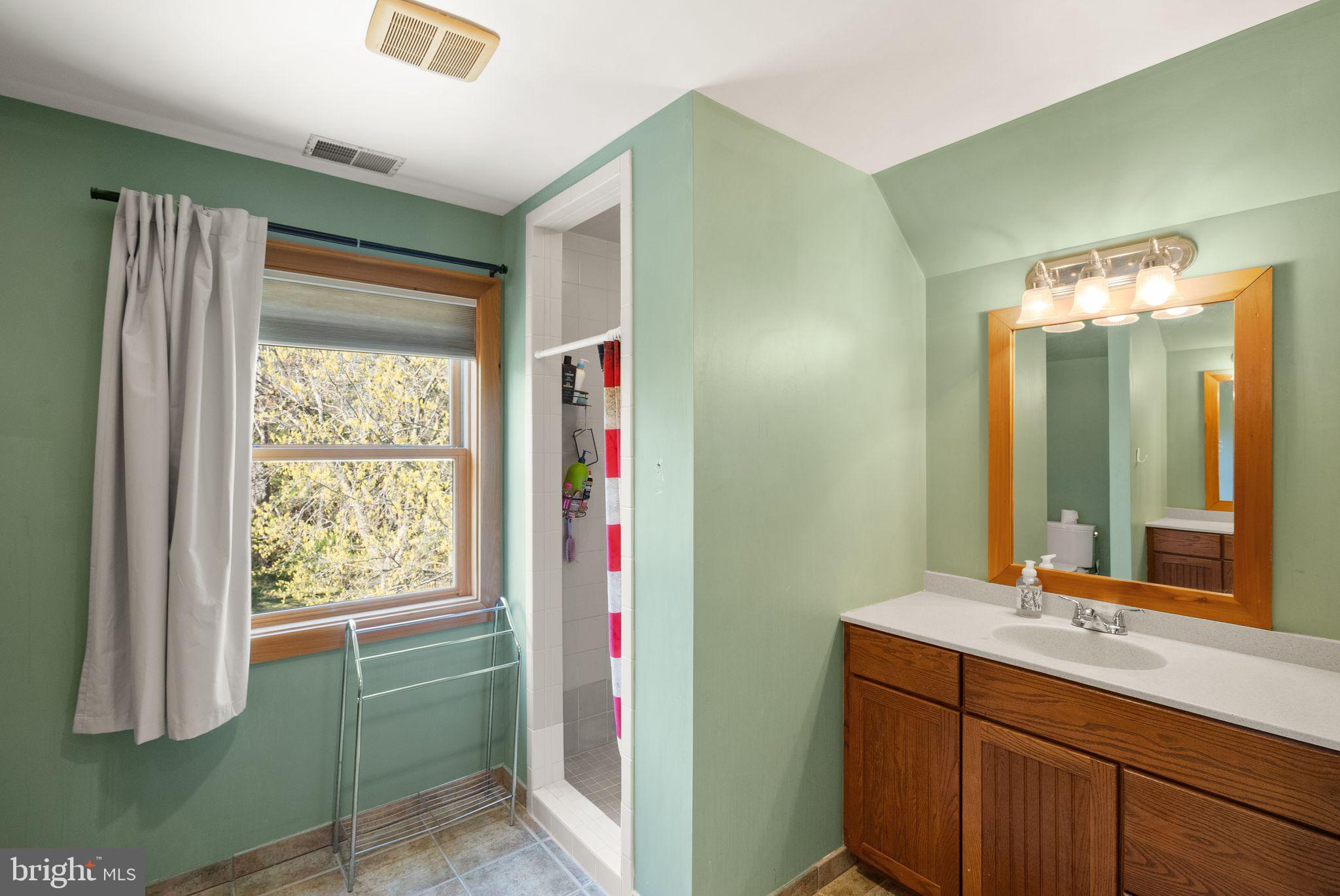 MACKENZIE MEADOWS - Residential