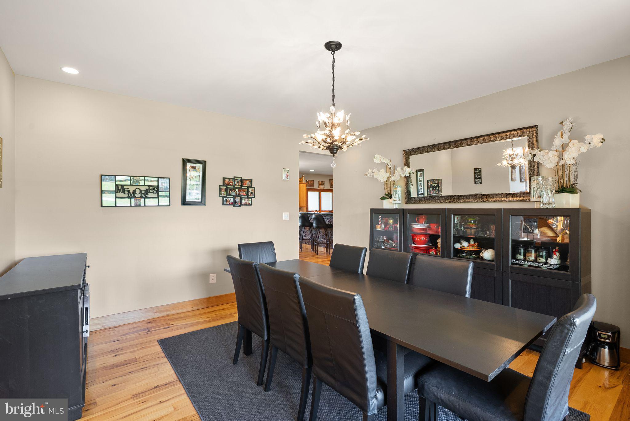 MACKENZIE MEADOWS - Residential