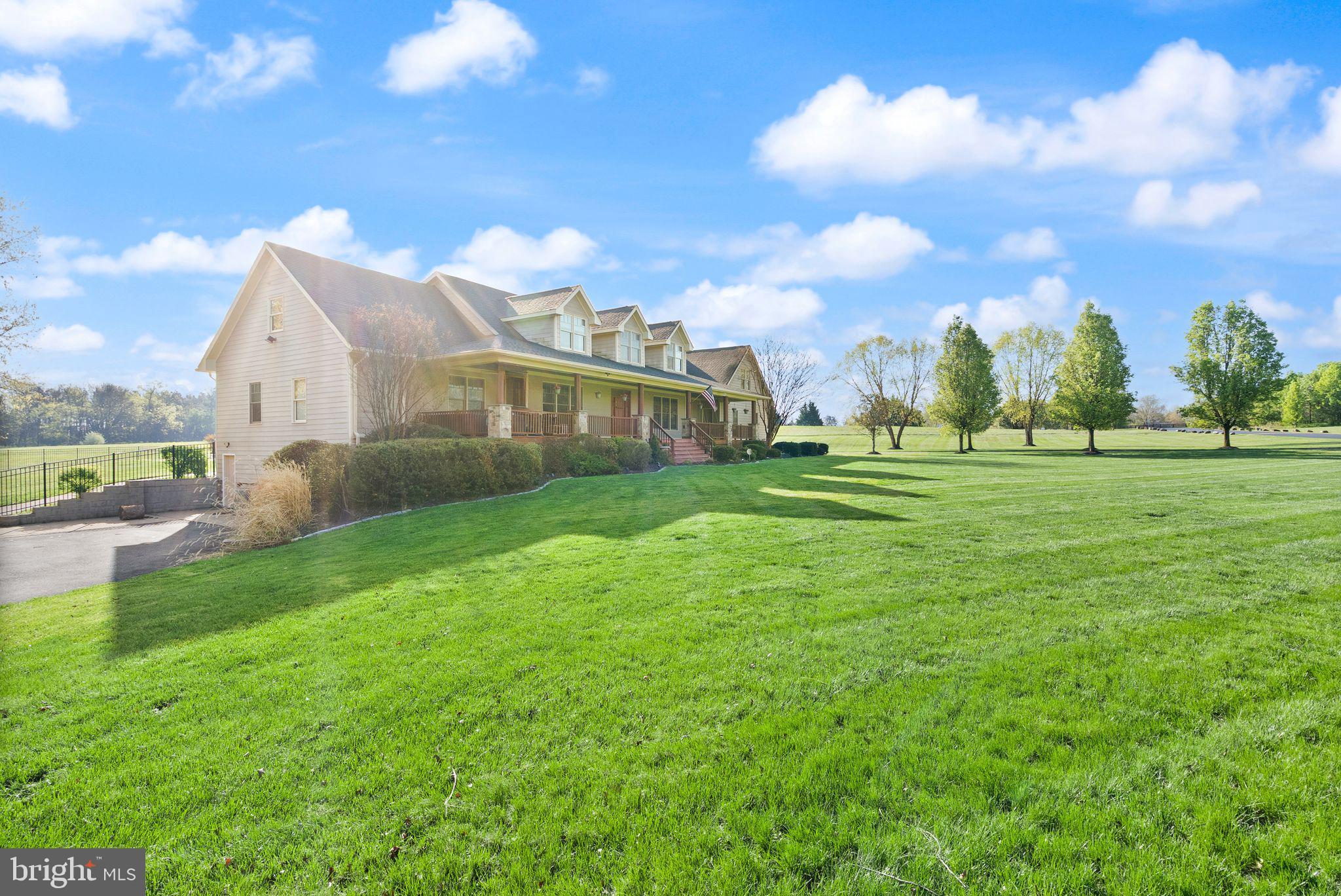 MACKENZIE MEADOWS - Residential