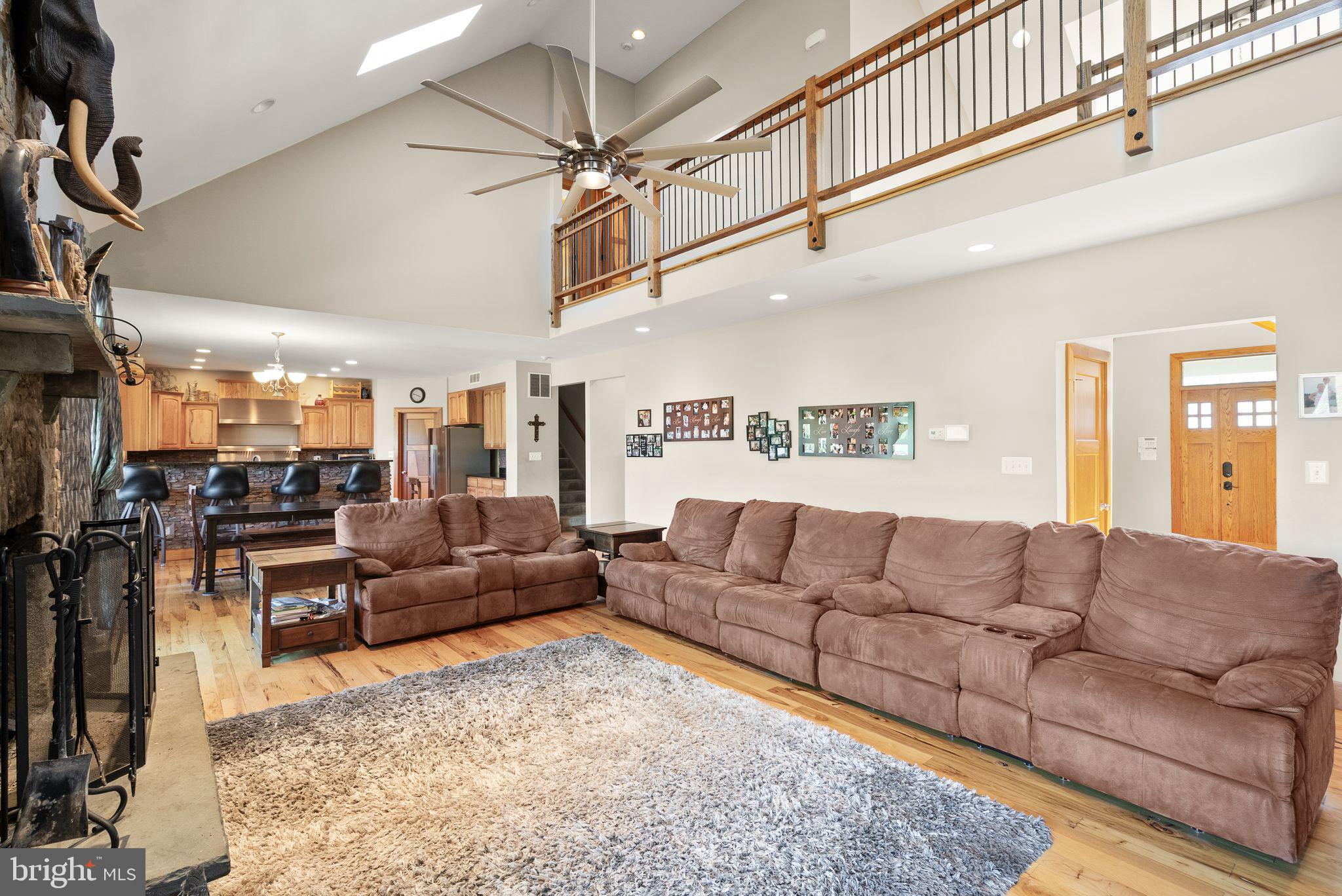 MACKENZIE MEADOWS - Residential