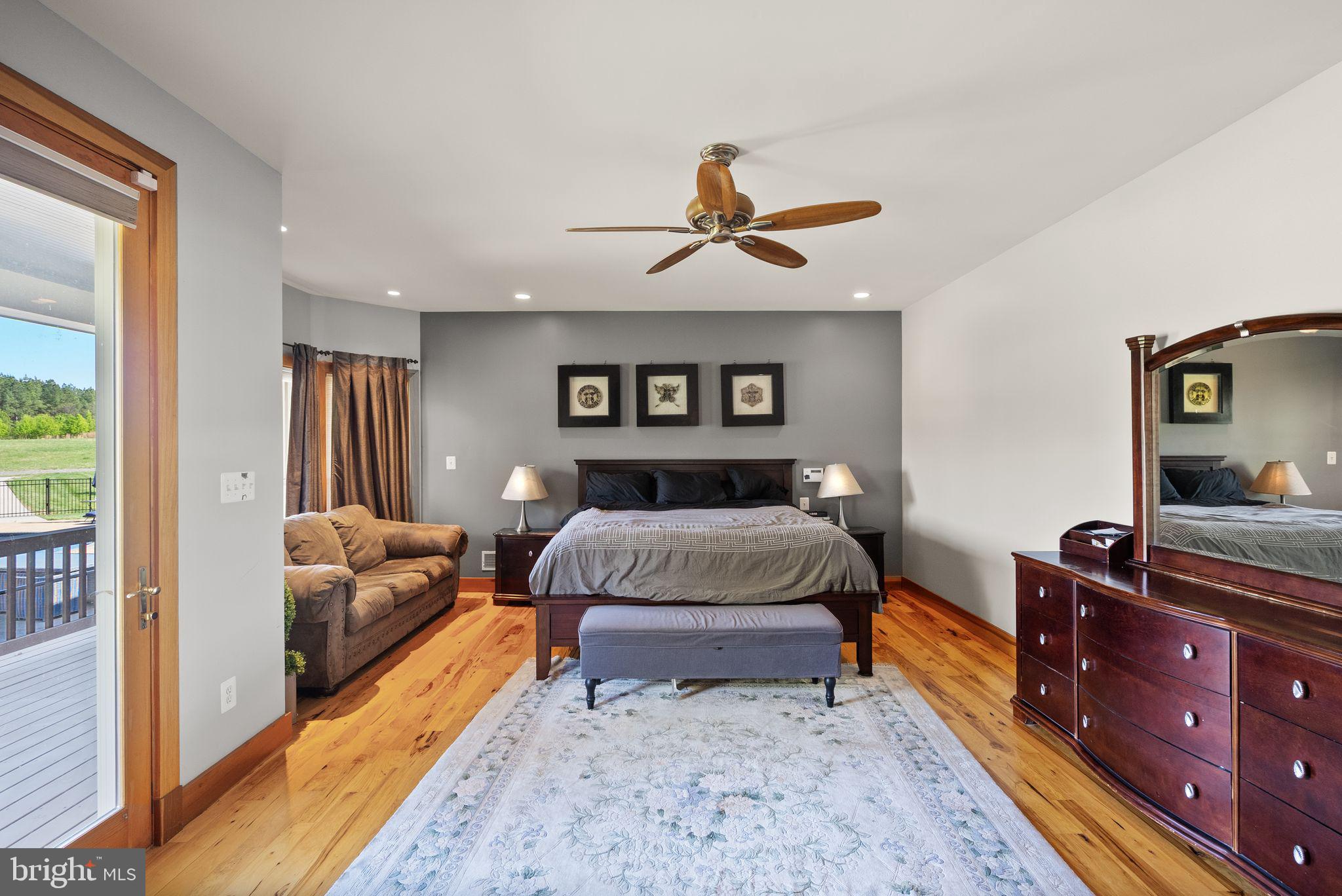 MACKENZIE MEADOWS - Residential