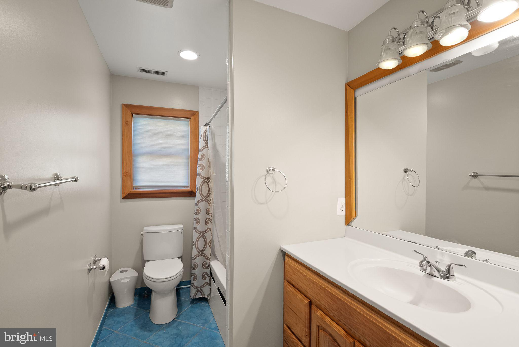 MACKENZIE MEADOWS - Residential