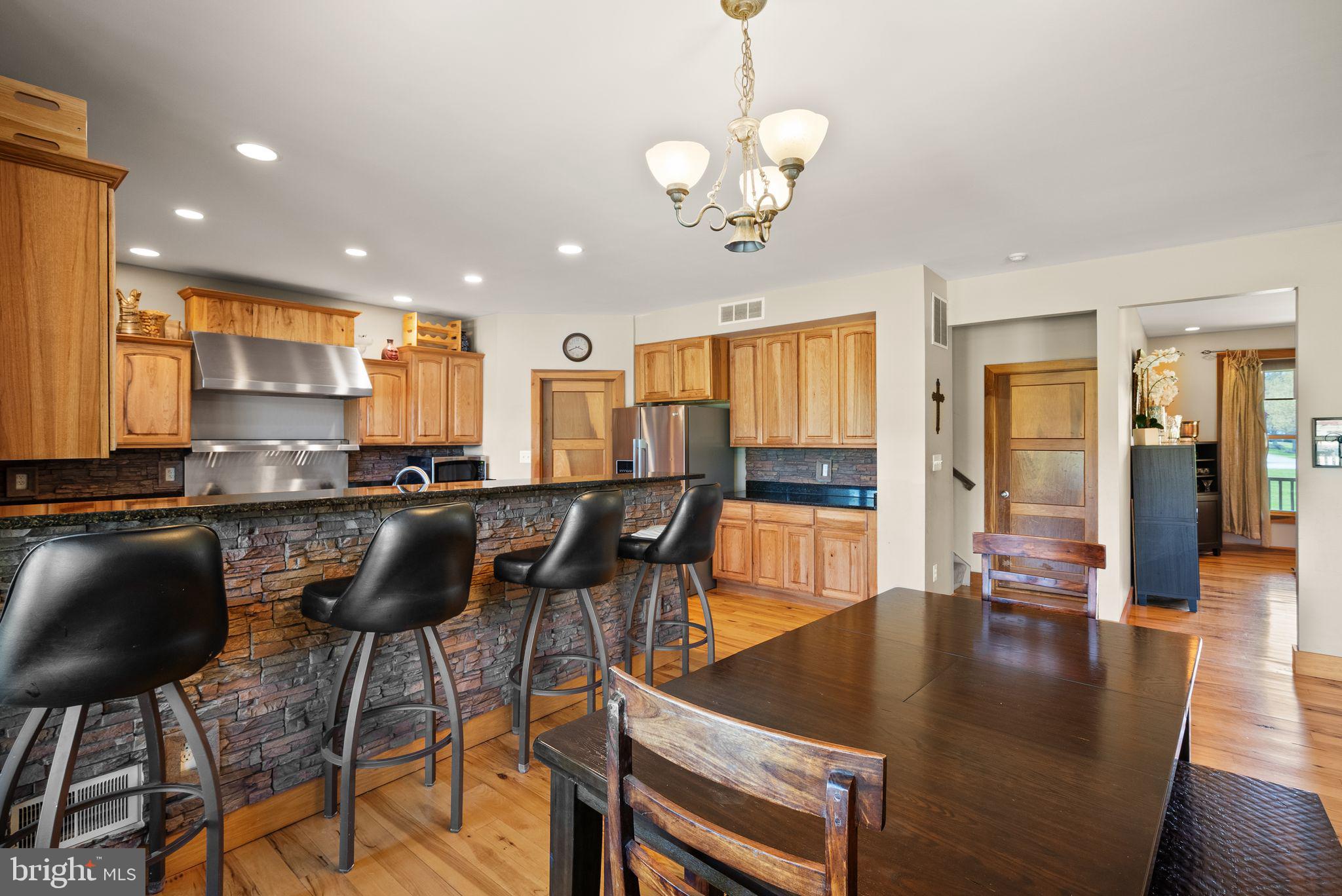 MACKENZIE MEADOWS - Residential