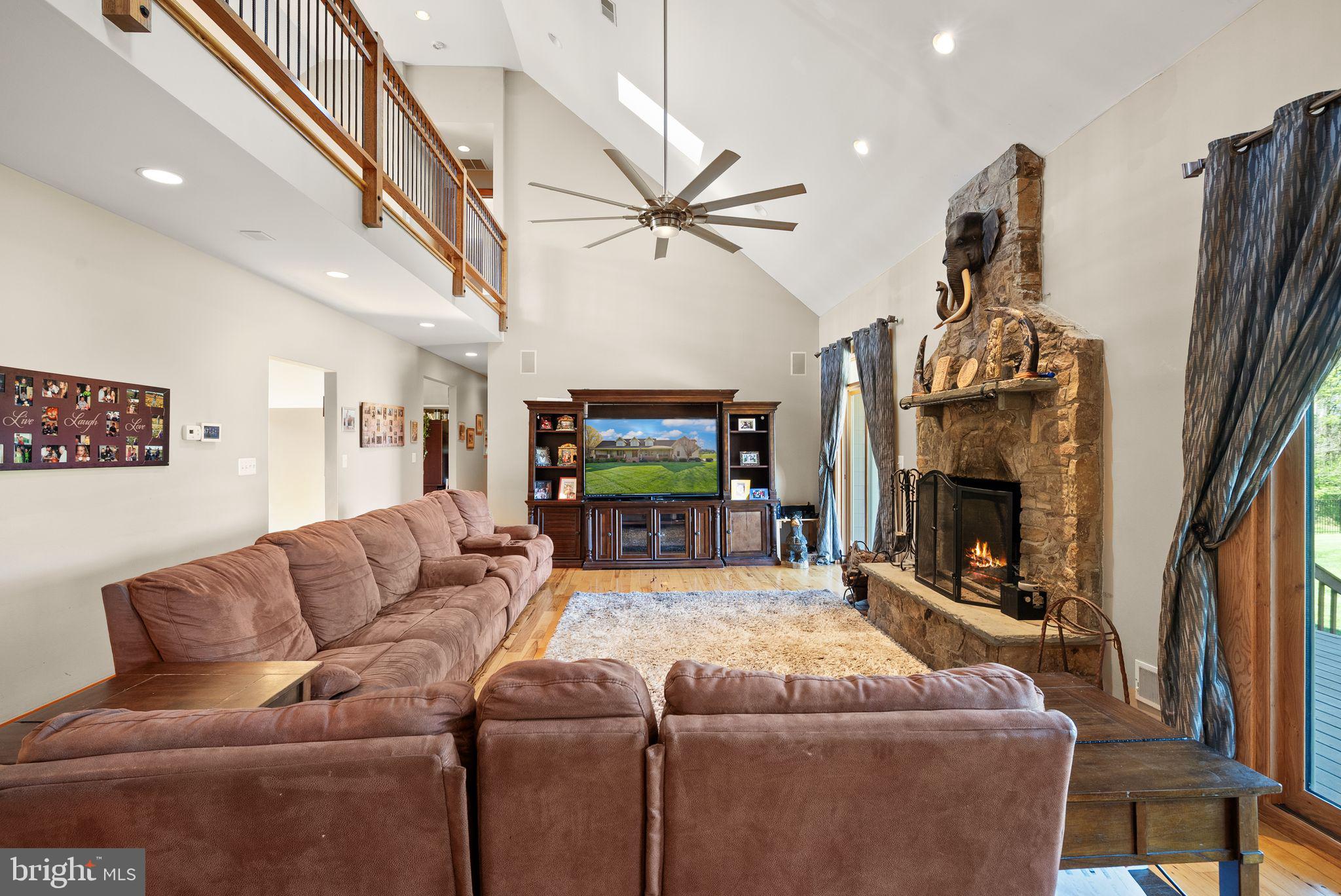 MACKENZIE MEADOWS - Residential