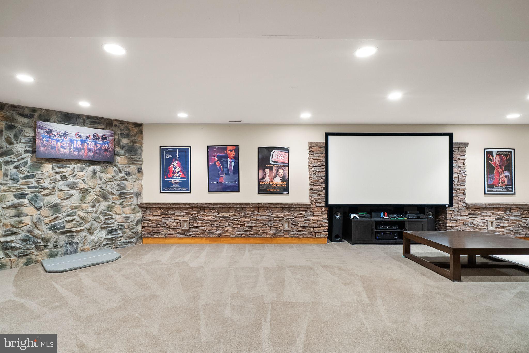 MACKENZIE MEADOWS - Residential