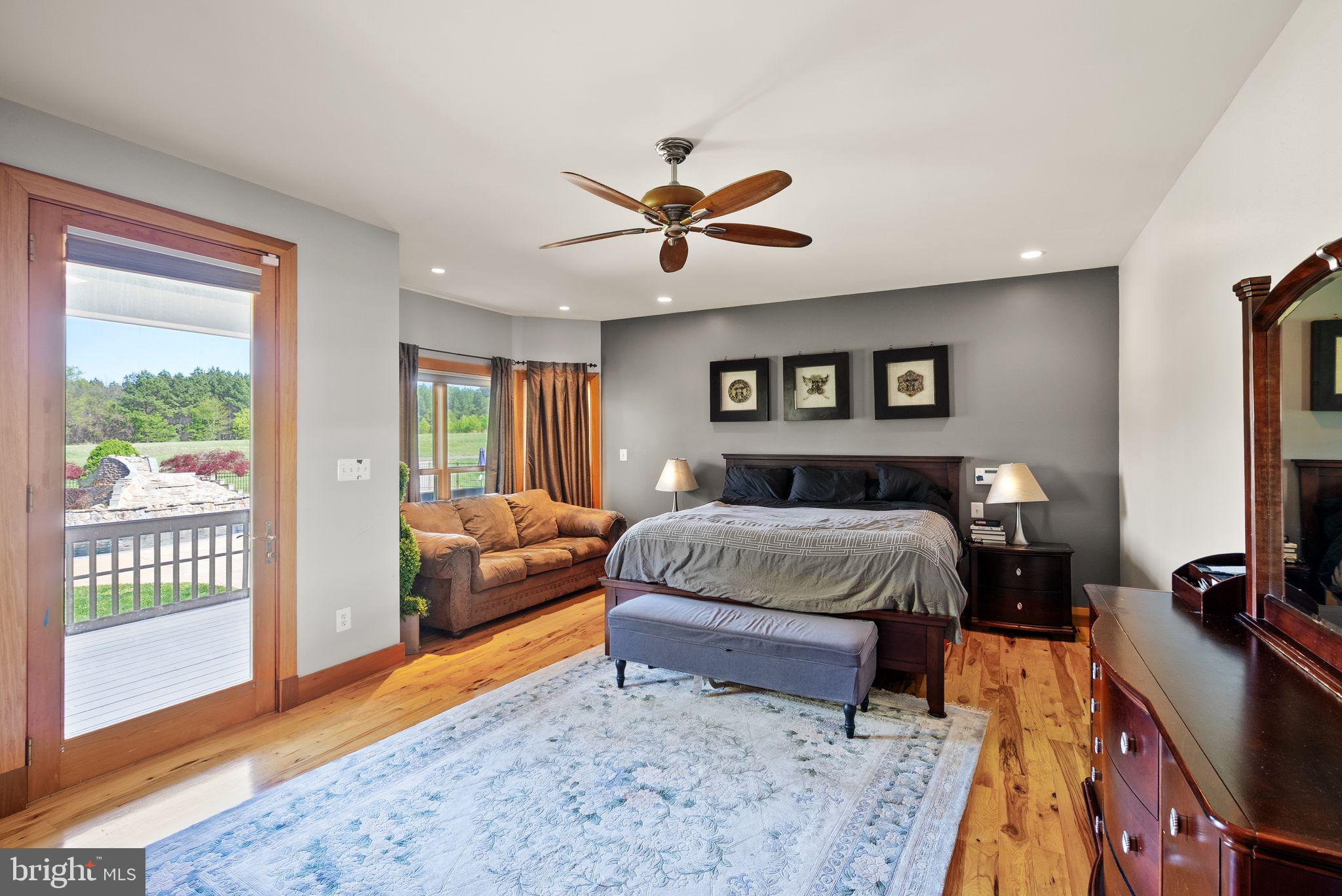 MACKENZIE MEADOWS - Residential