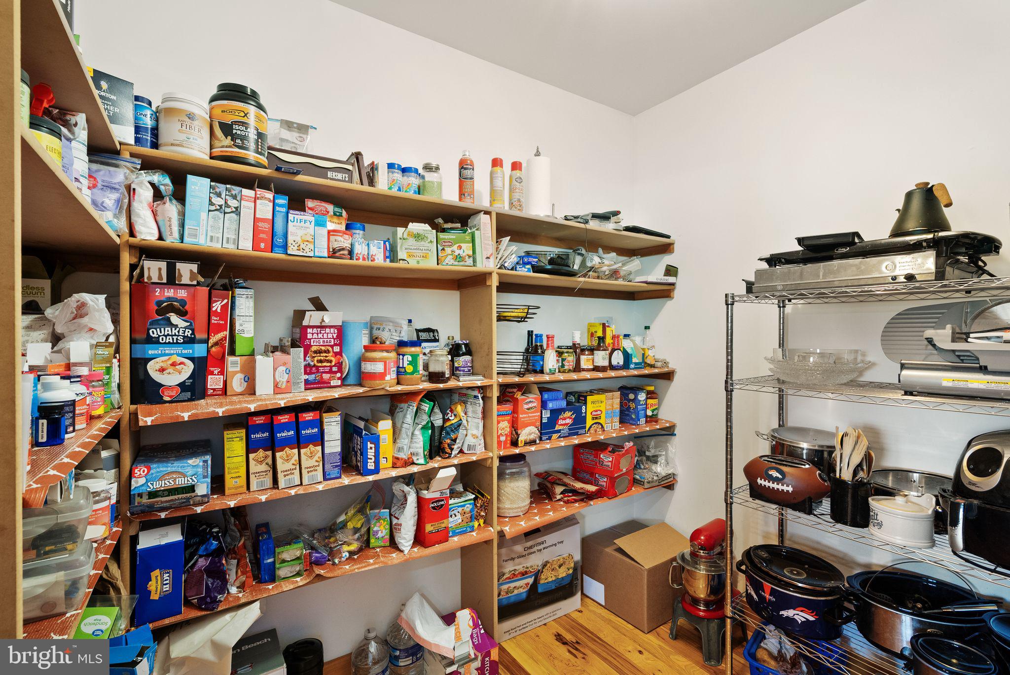 MACKENZIE MEADOWS - Residential