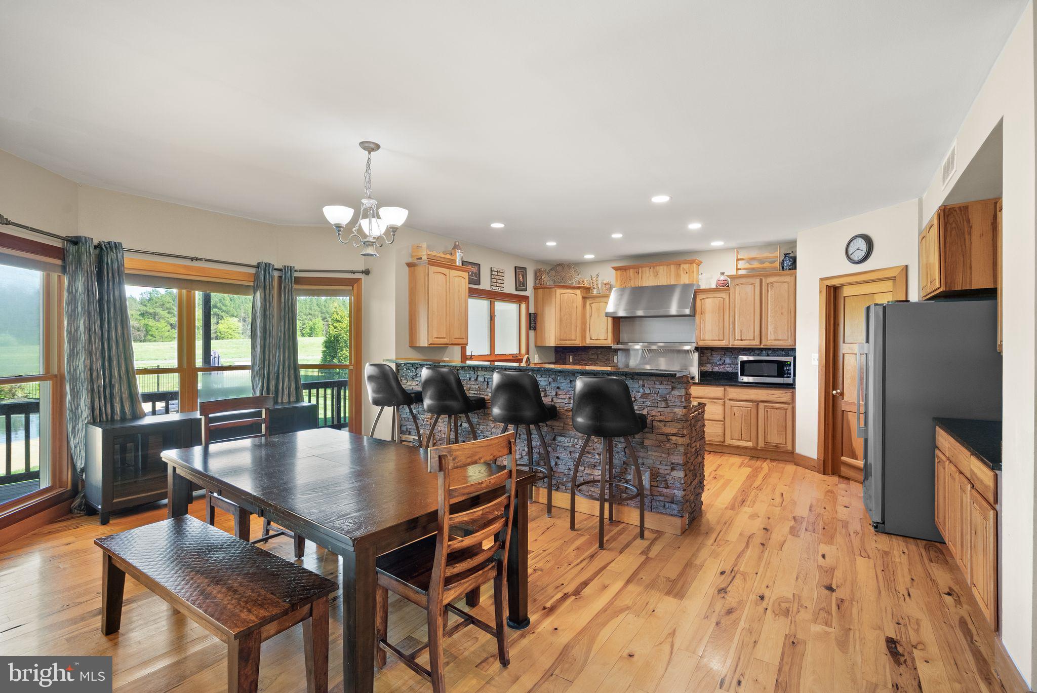 MACKENZIE MEADOWS - Residential