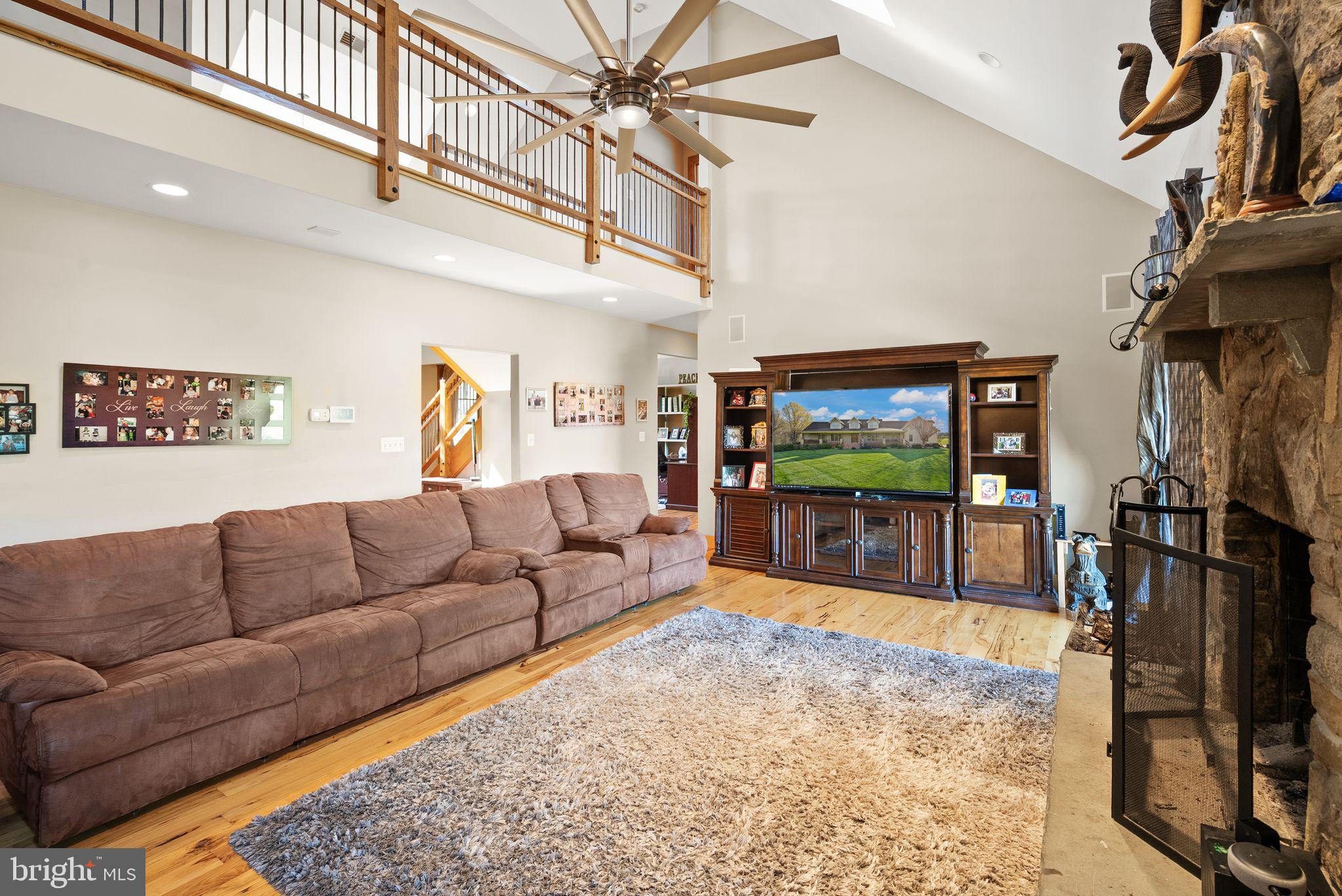 MACKENZIE MEADOWS - Residential