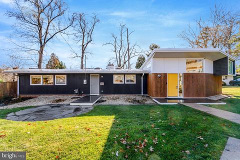 3017 PINE SPRING ROAD FALLS CHURCH VA 22042