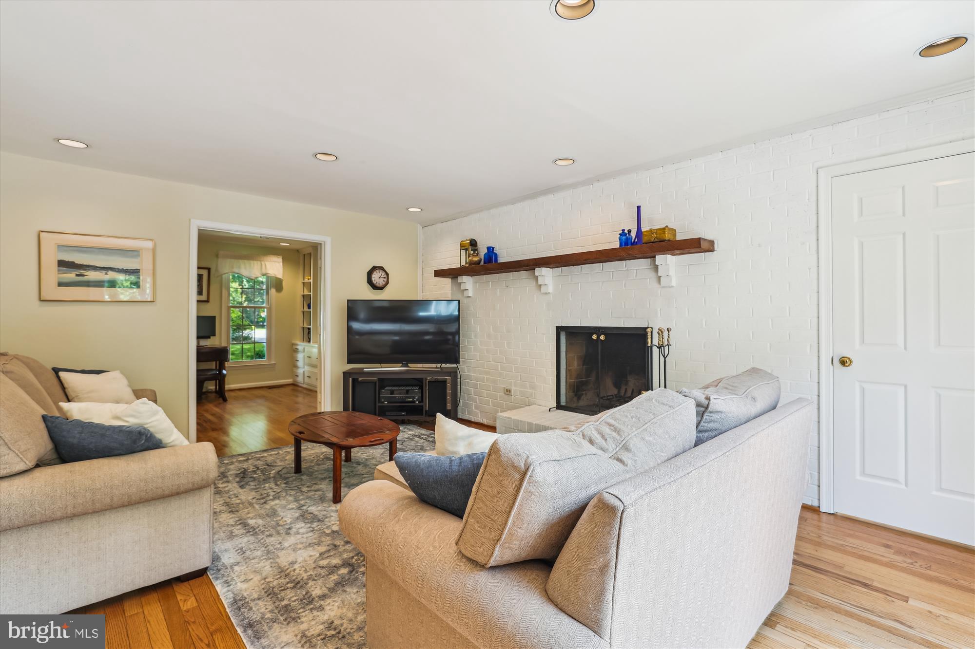 HUNTER MILL FOREST - Residential