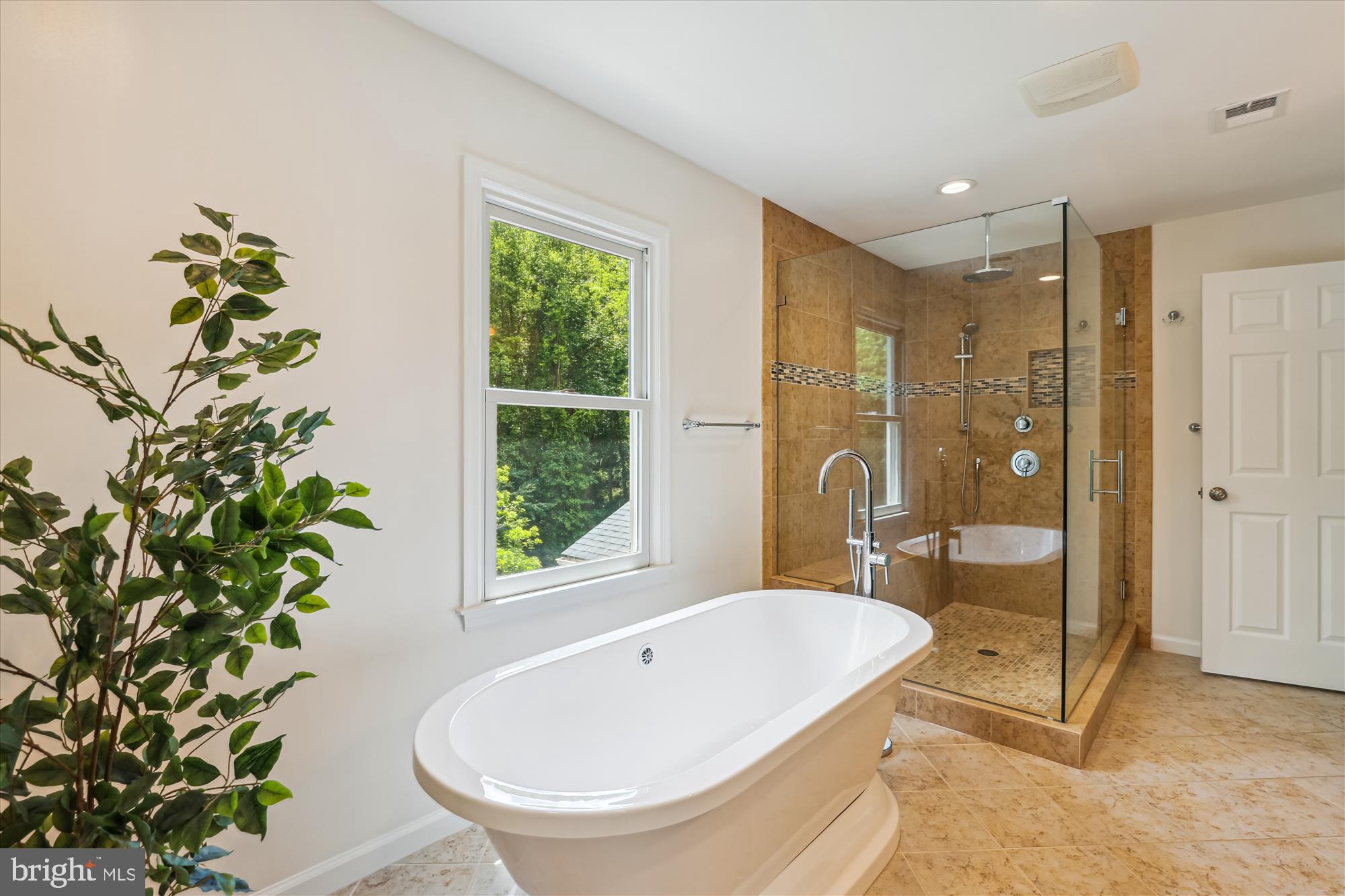 HUNTER MILL FOREST - Residential