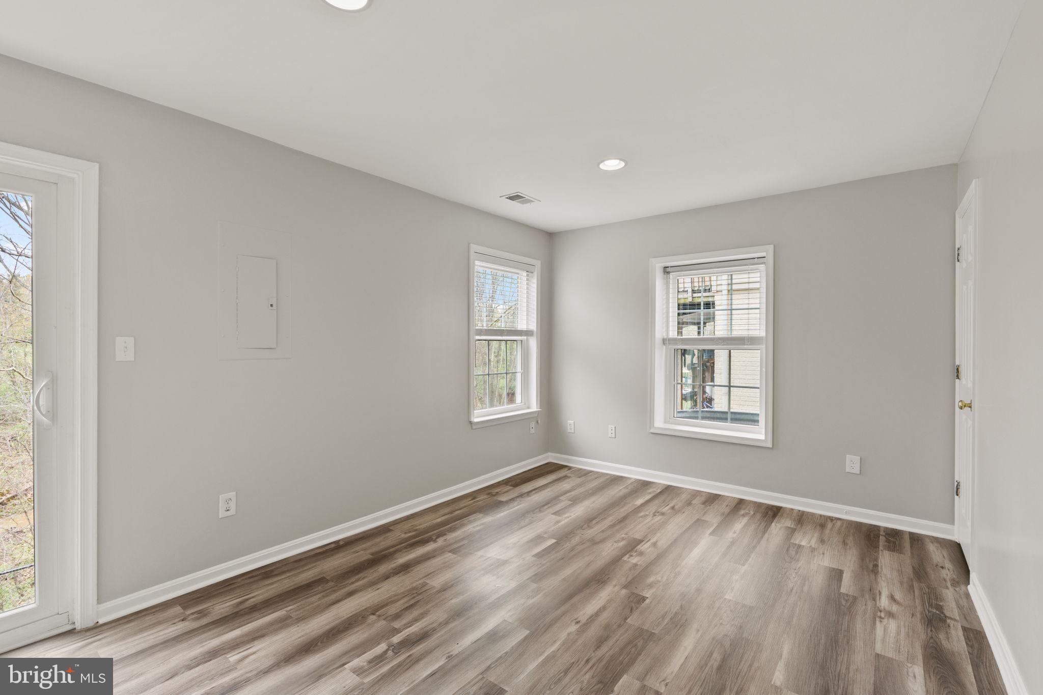 MOSBY RIDGE CONDO - Residential