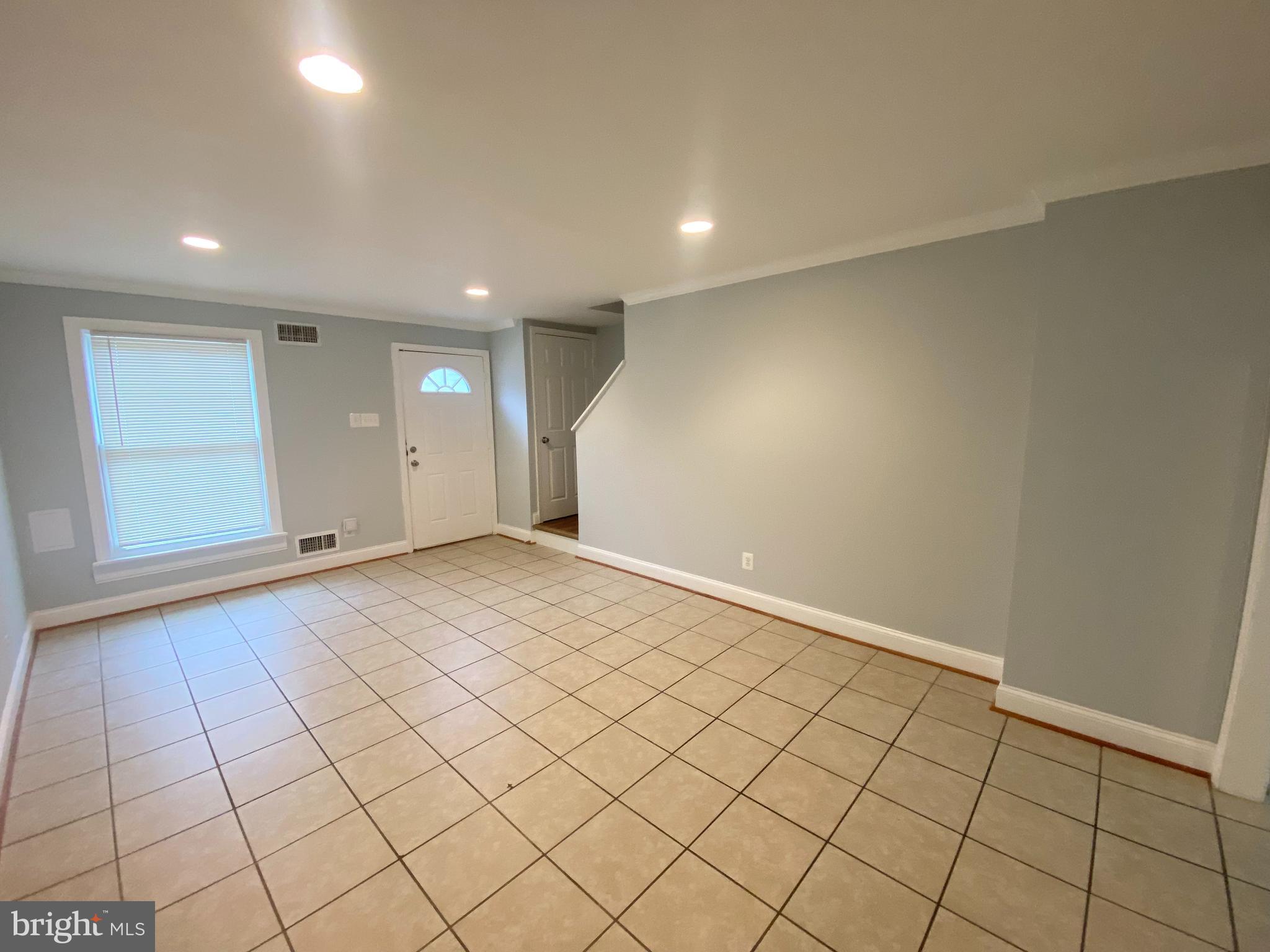 WARFIELD CONDOMINIUMS - Residential Lease