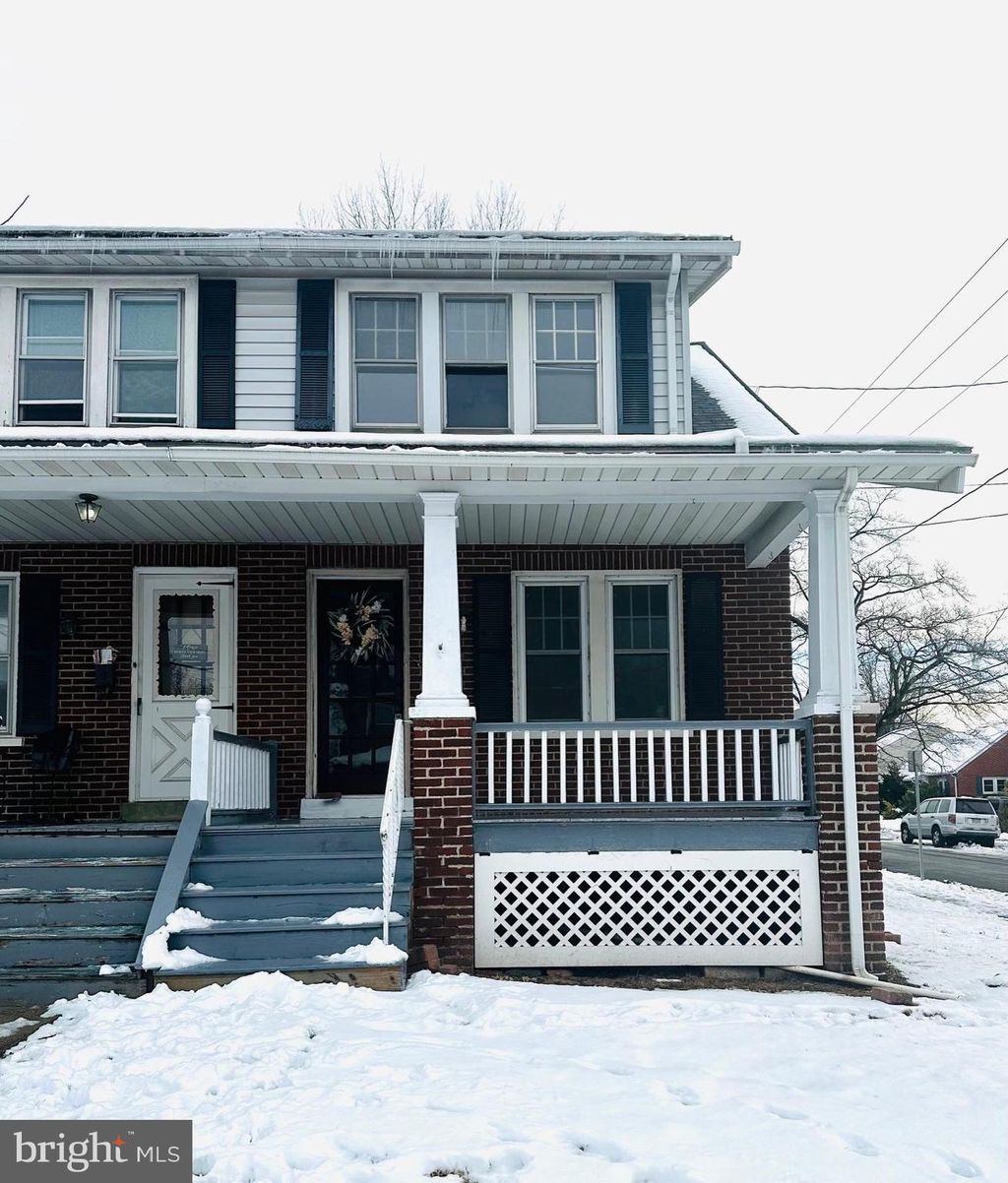 Photo of 250 W Hamlin Avenue, TELFORD, PA 18969 (MLS # PAMC2163952)