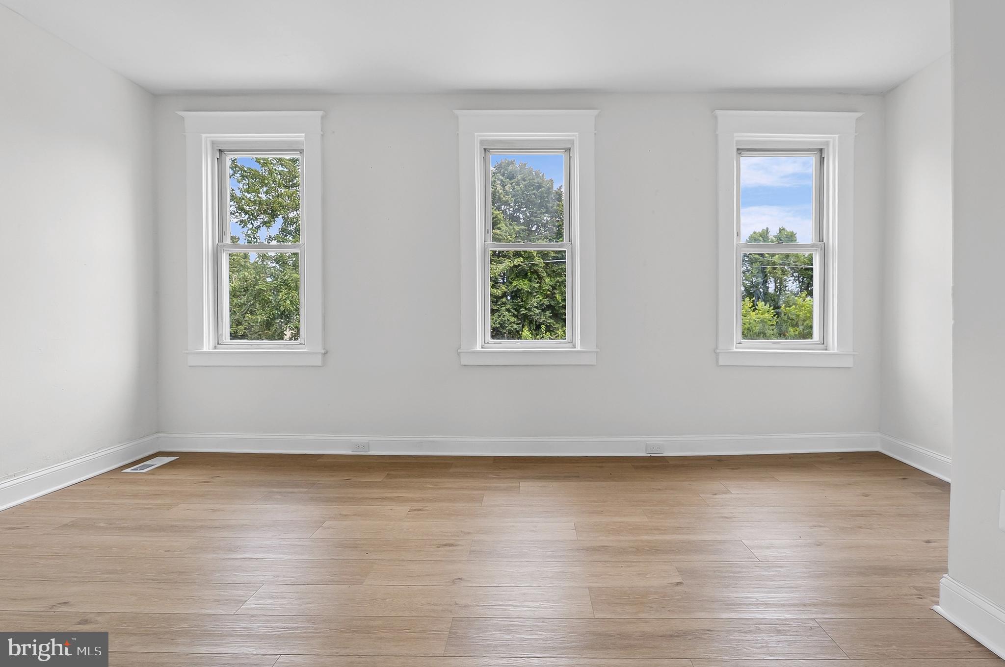 WESTPORT - Residential