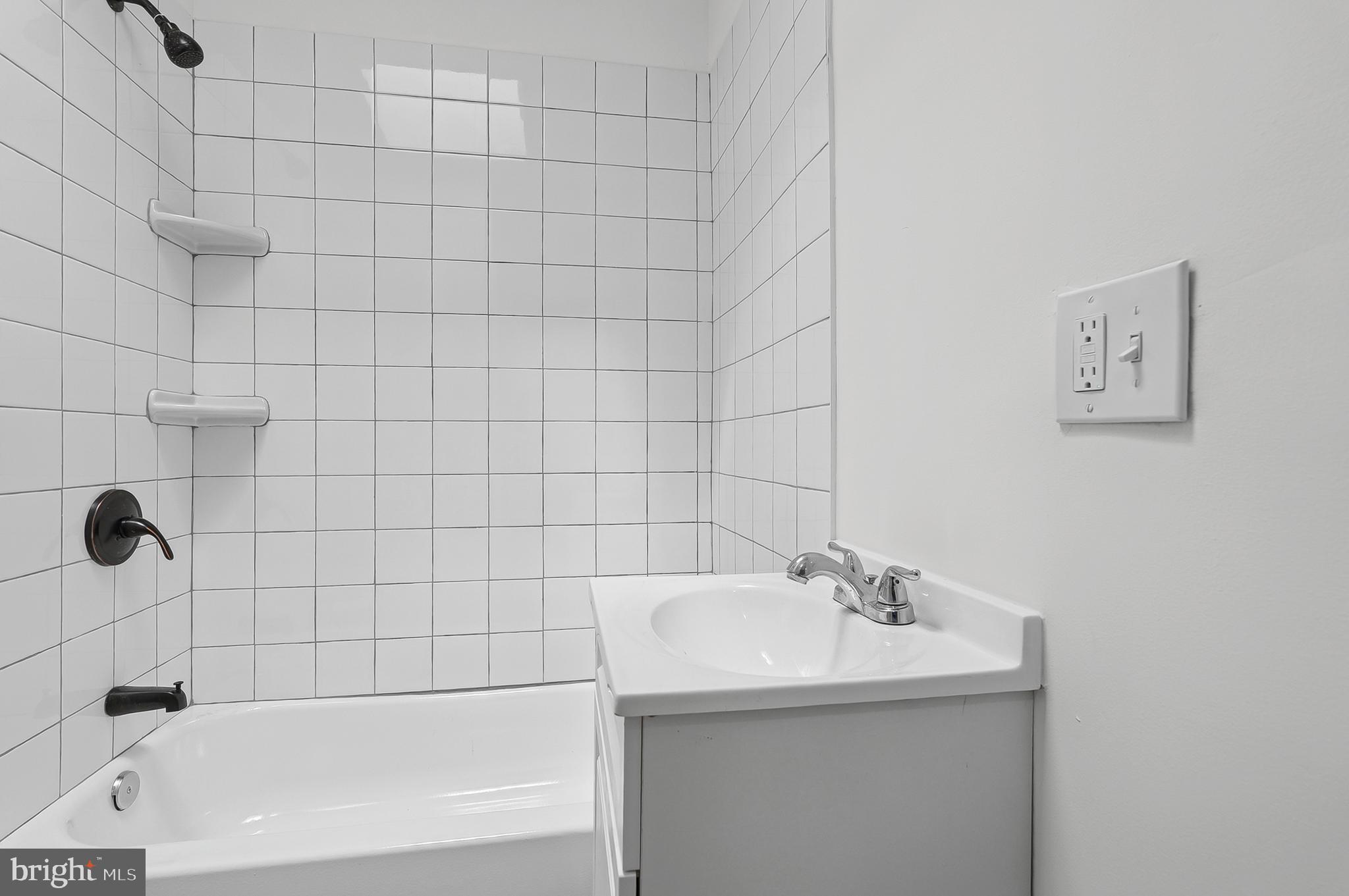 WESTPORT - Residential