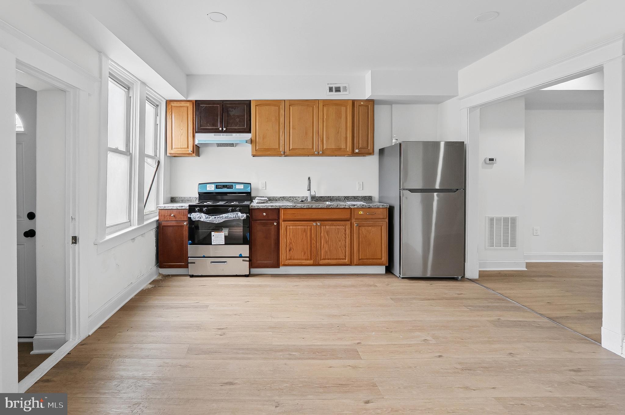 WESTPORT - Residential