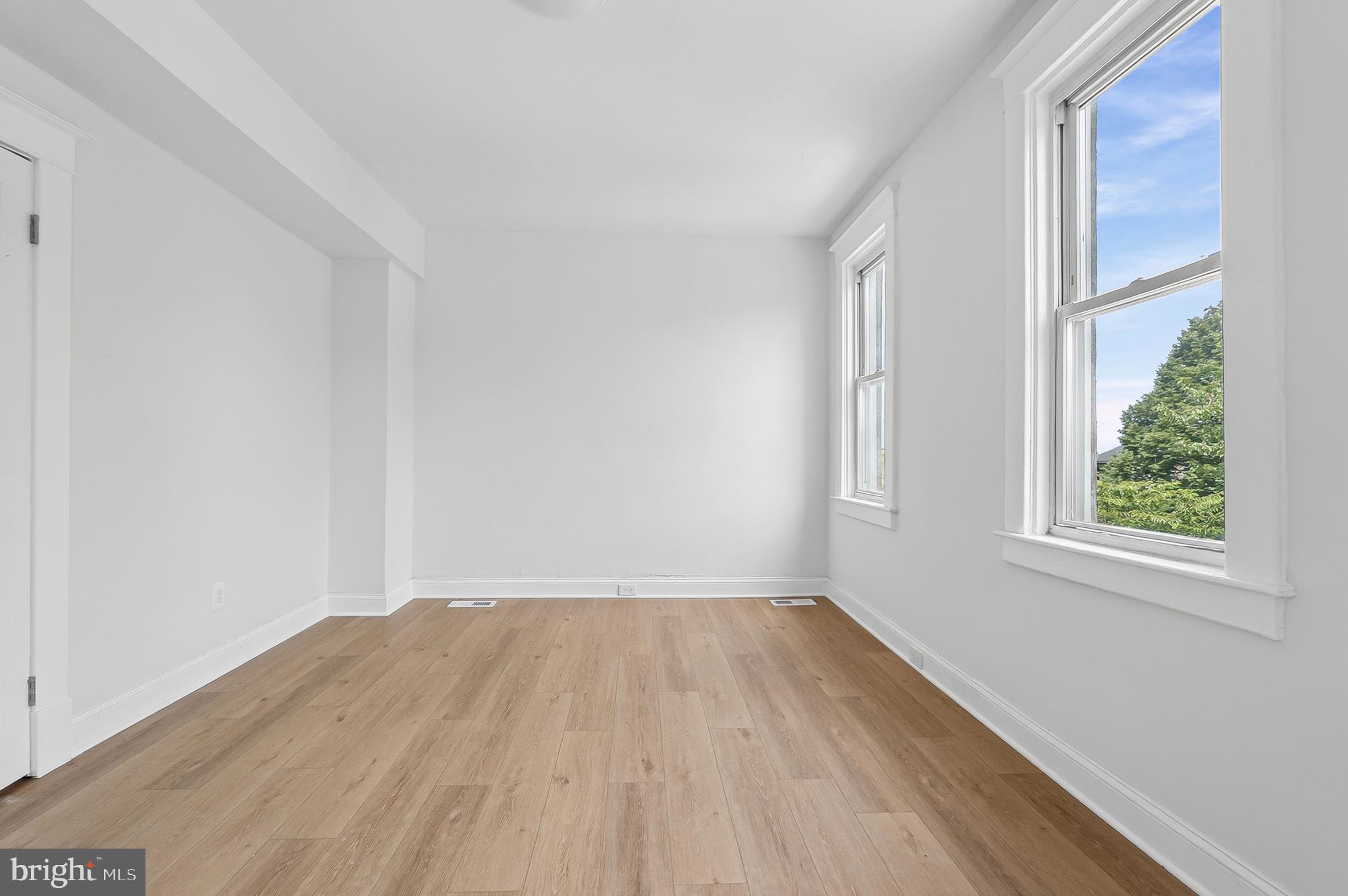 WESTPORT - Residential