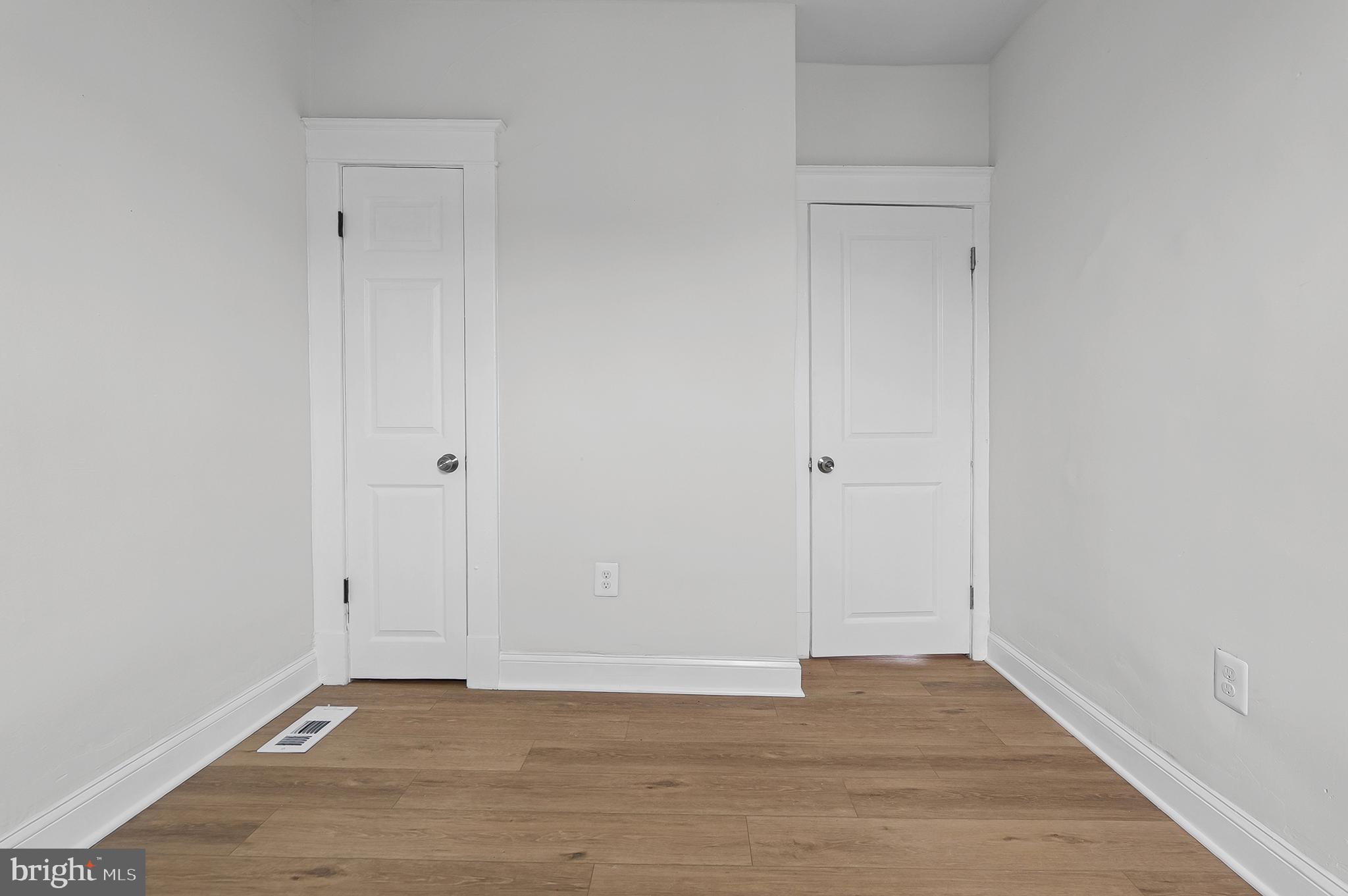 WESTPORT - Residential