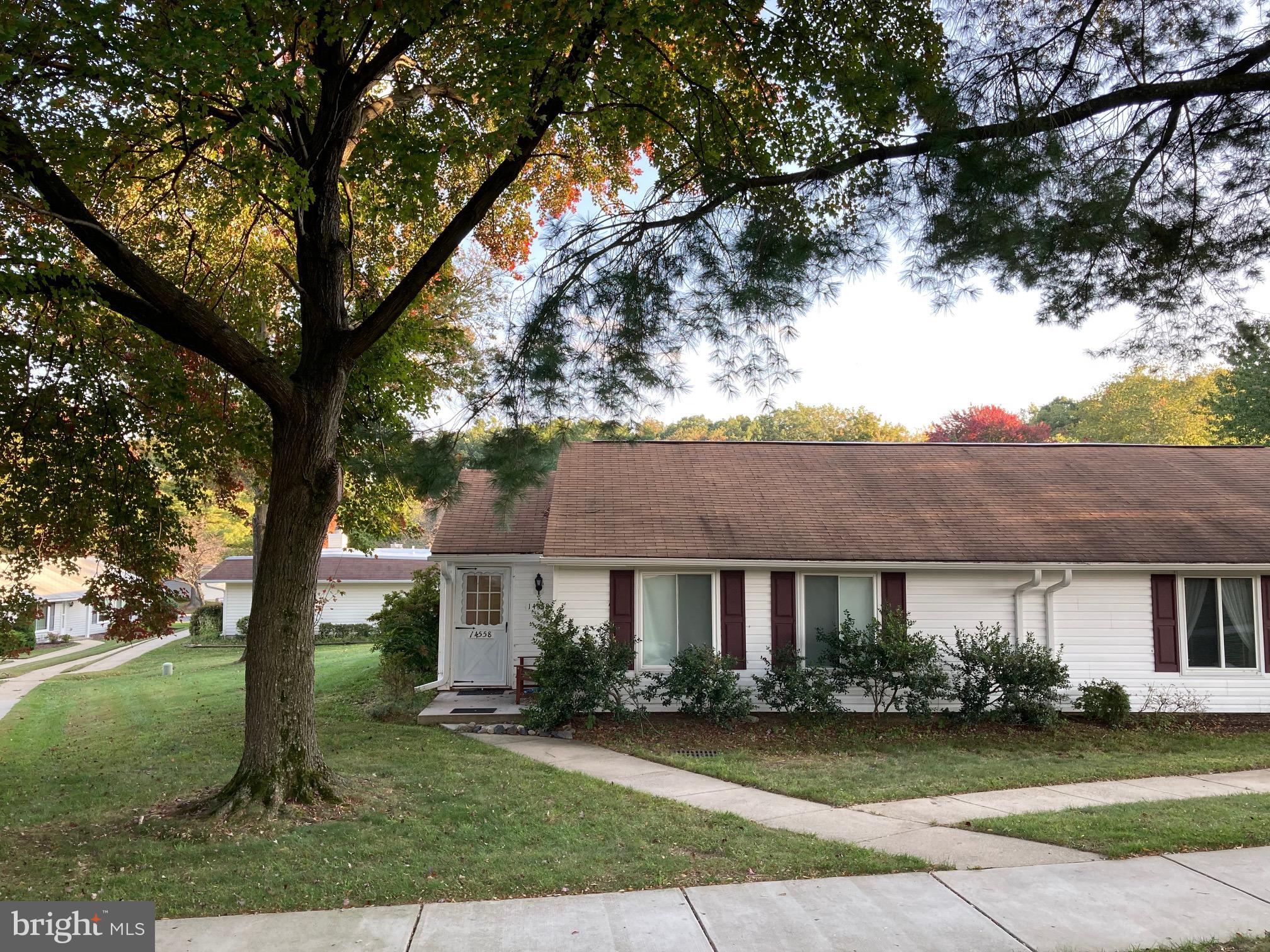 ROSSMOOR MUTUAL #10 - Residential