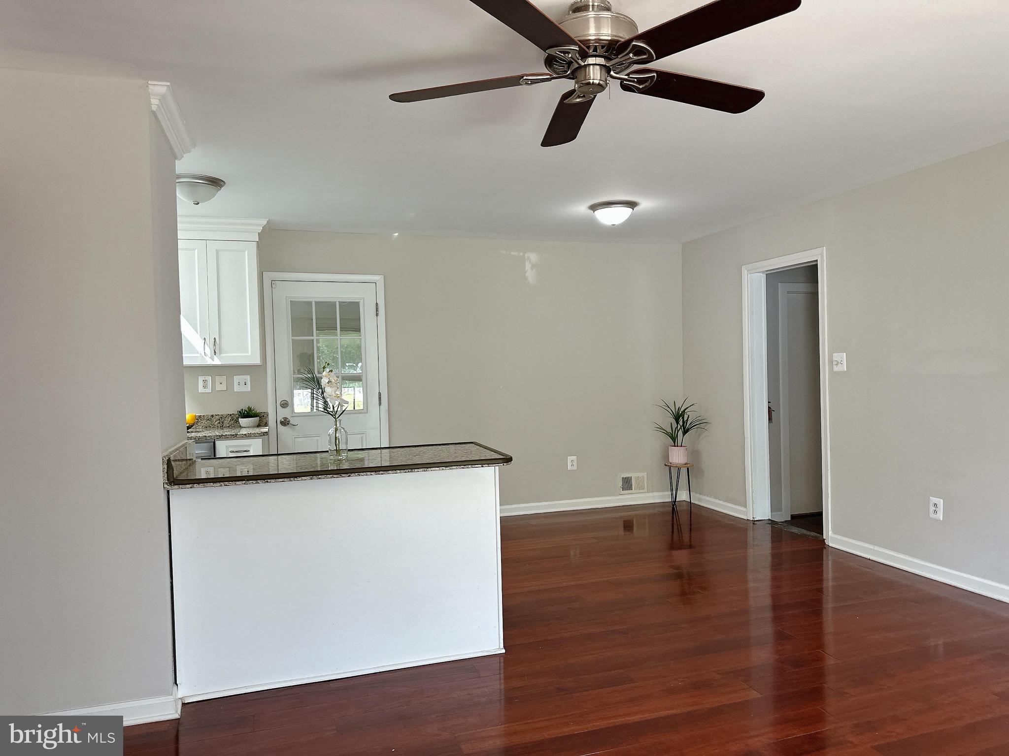 KINGS COLONY - Residential Lease