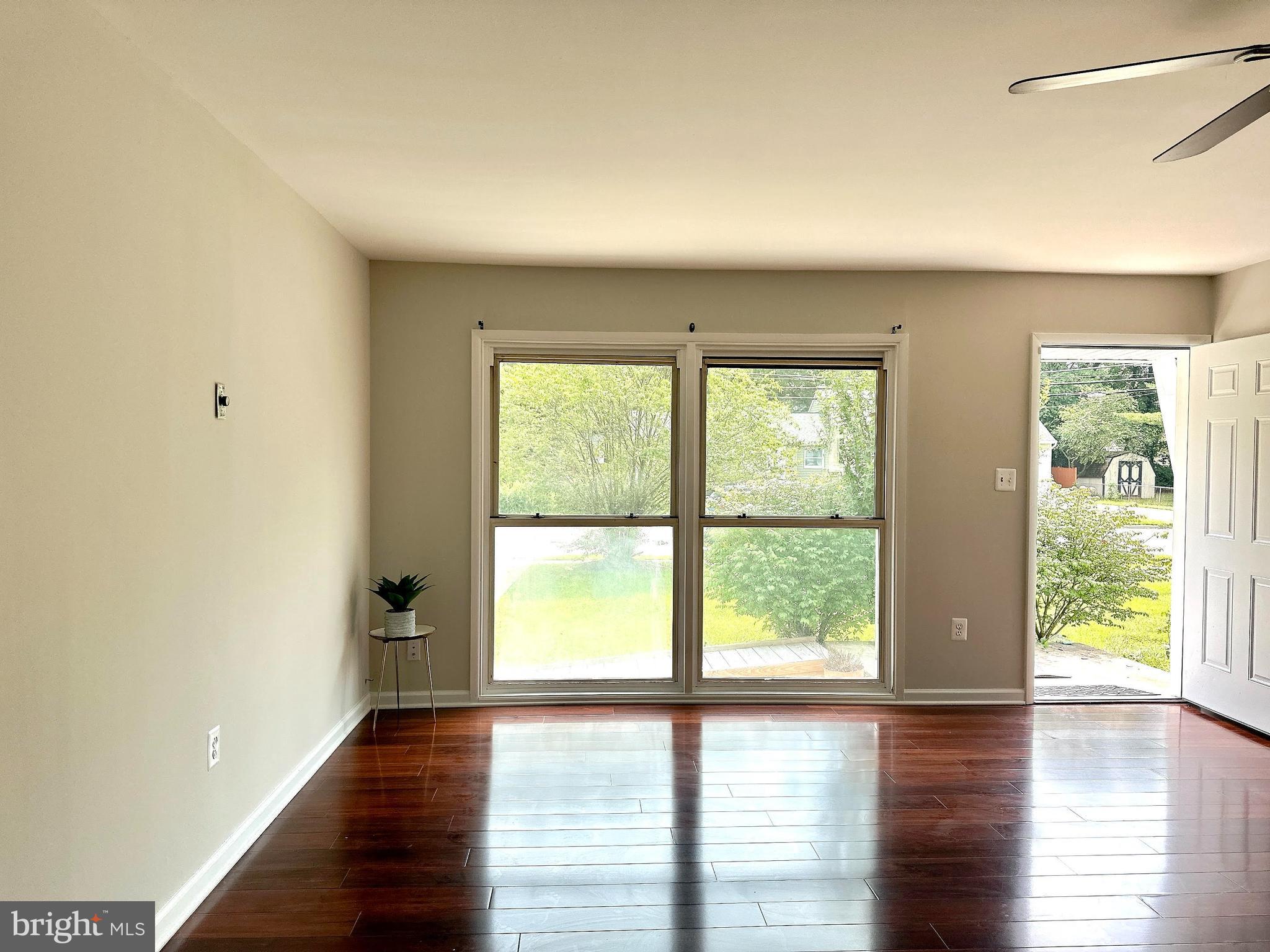 KINGS COLONY - Residential Lease