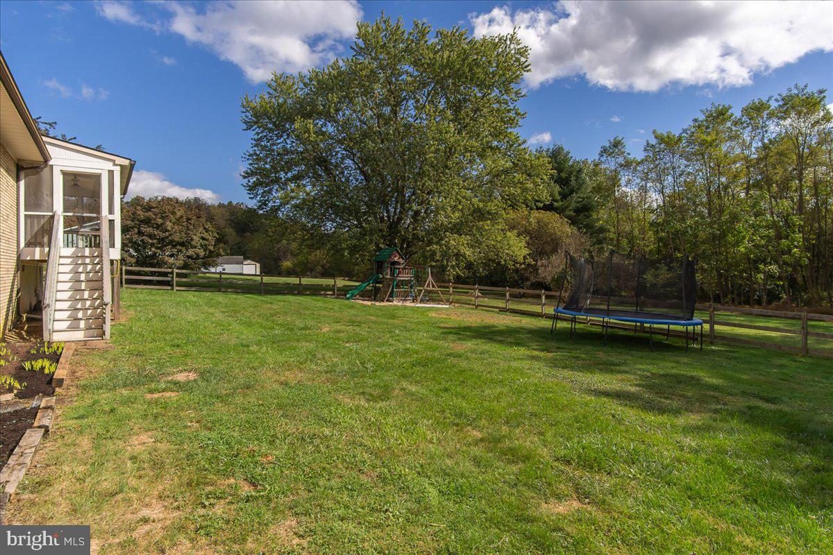 WOLFSVILLE - Residential