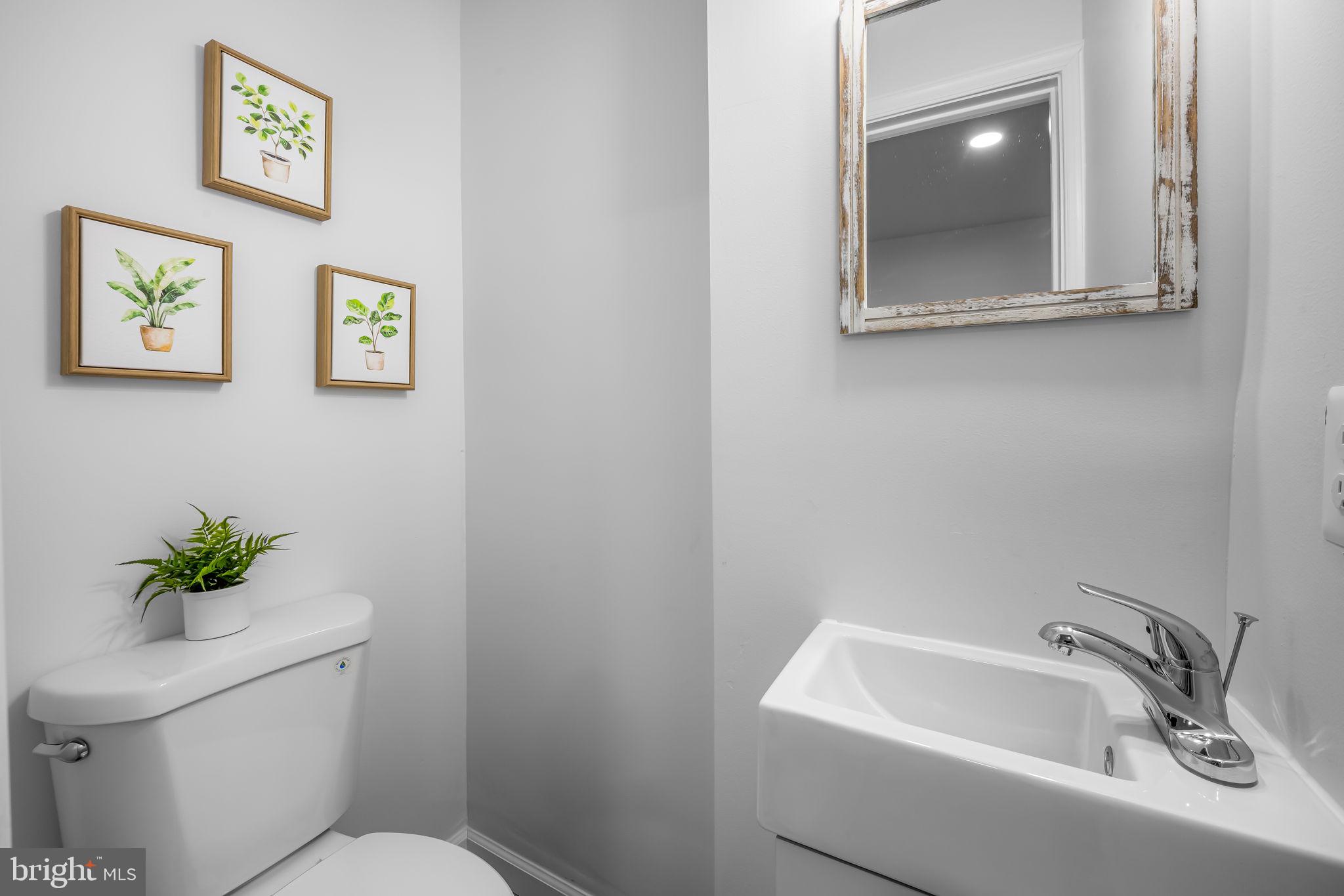 HAMPDEN HISTORIC DISTRICT - Residential