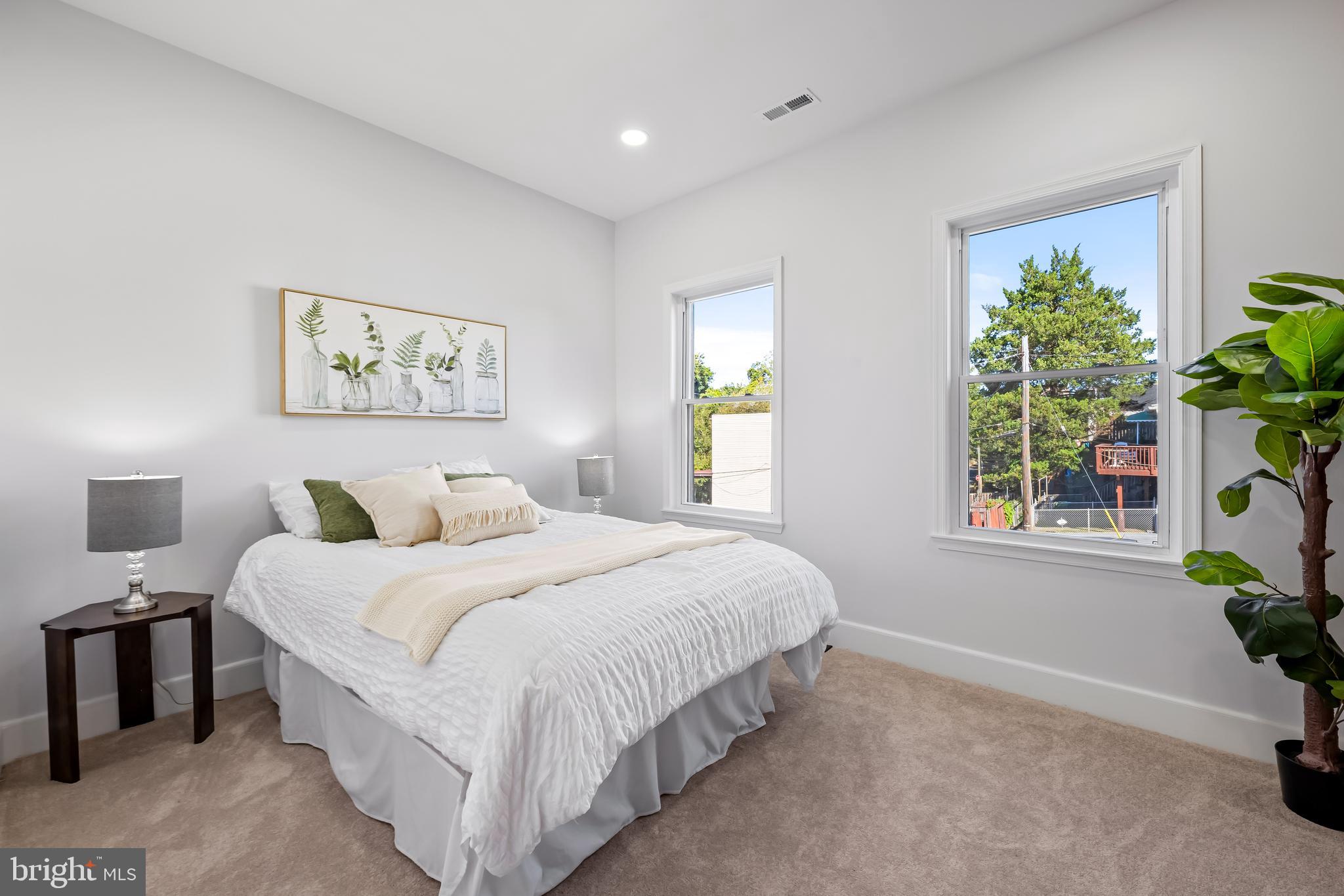 HAMPDEN HISTORIC DISTRICT - Residential