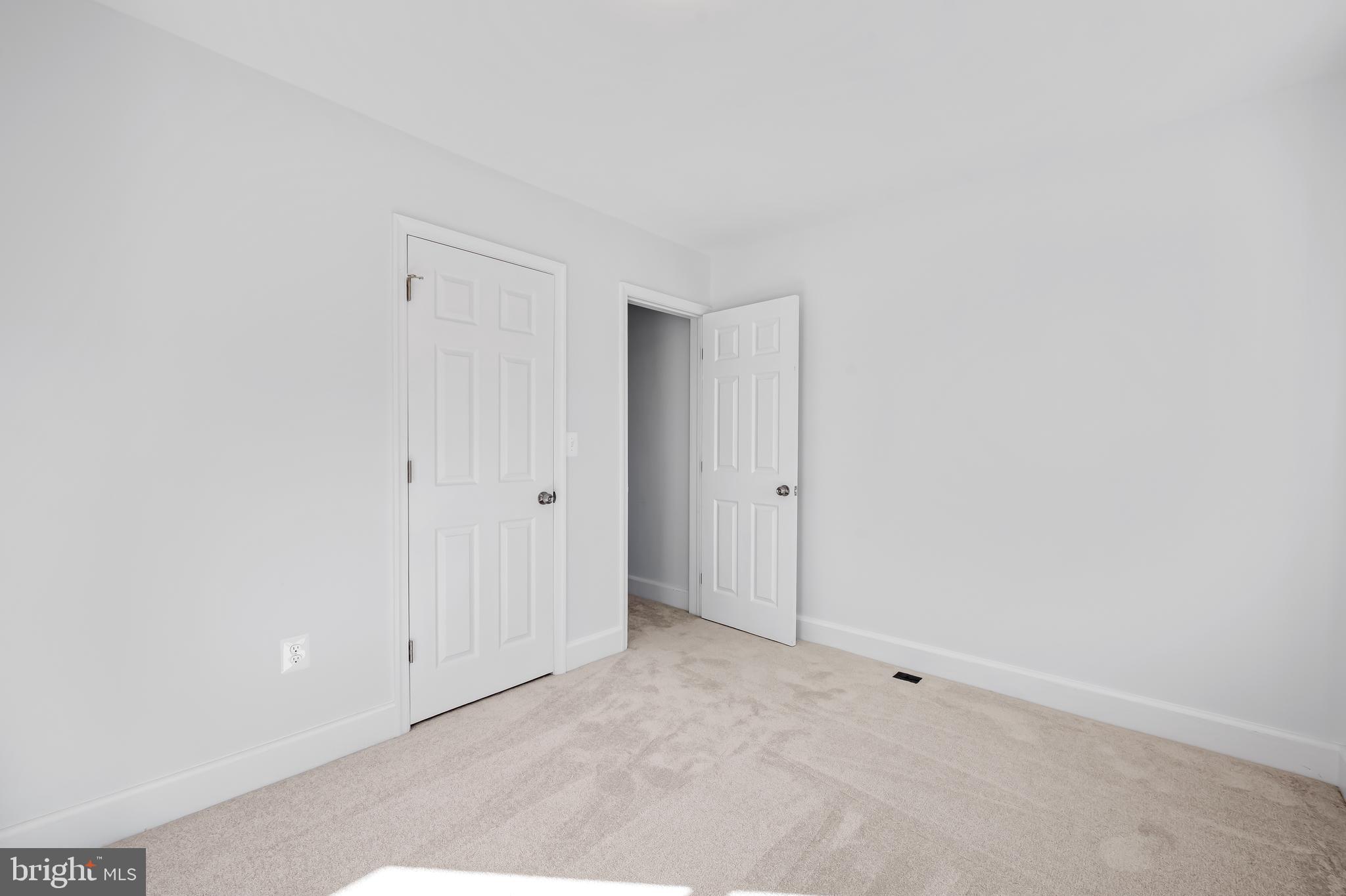 HAMPDEN HISTORIC DISTRICT - Residential