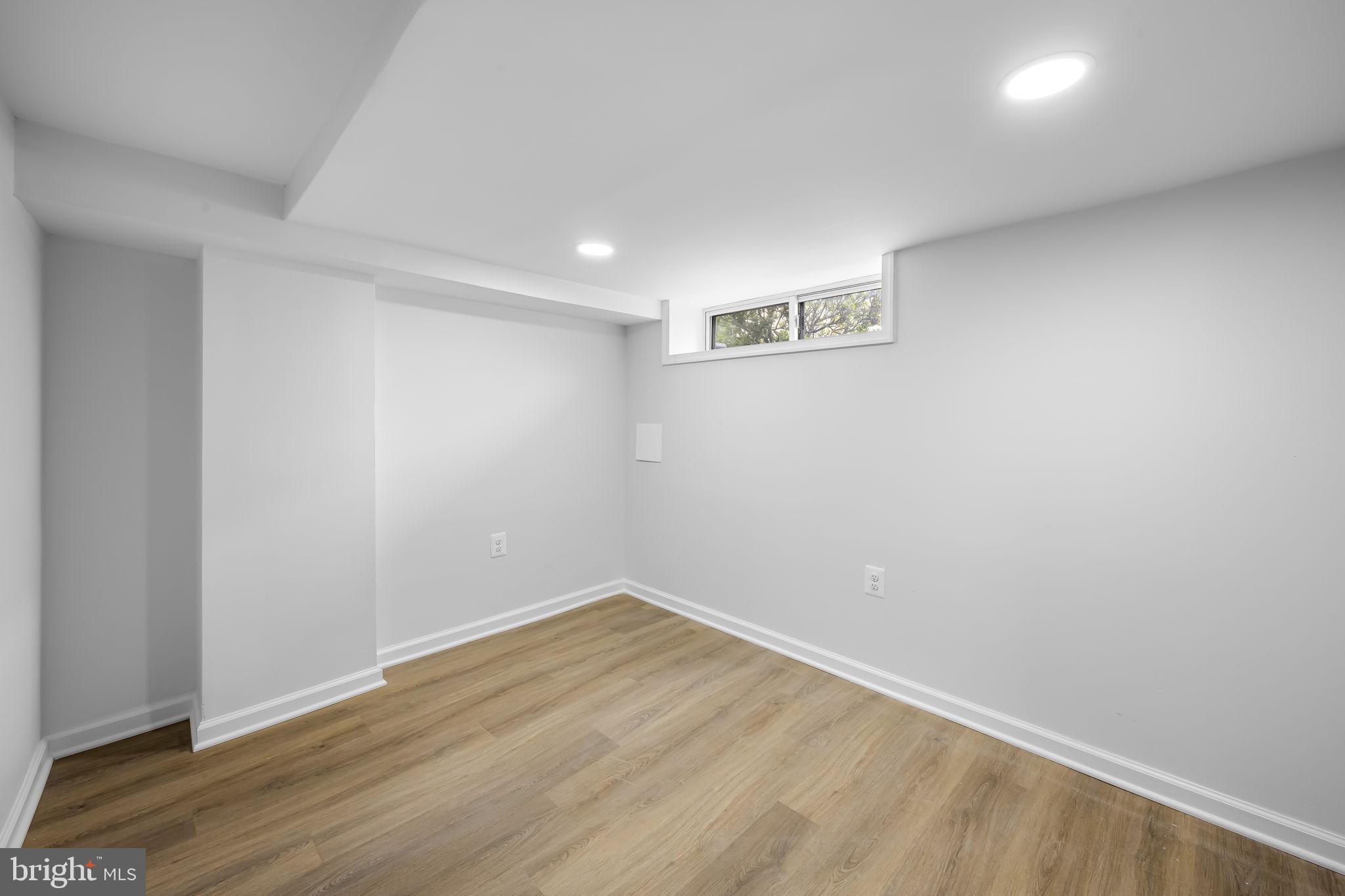 HAMPDEN HISTORIC DISTRICT - Residential